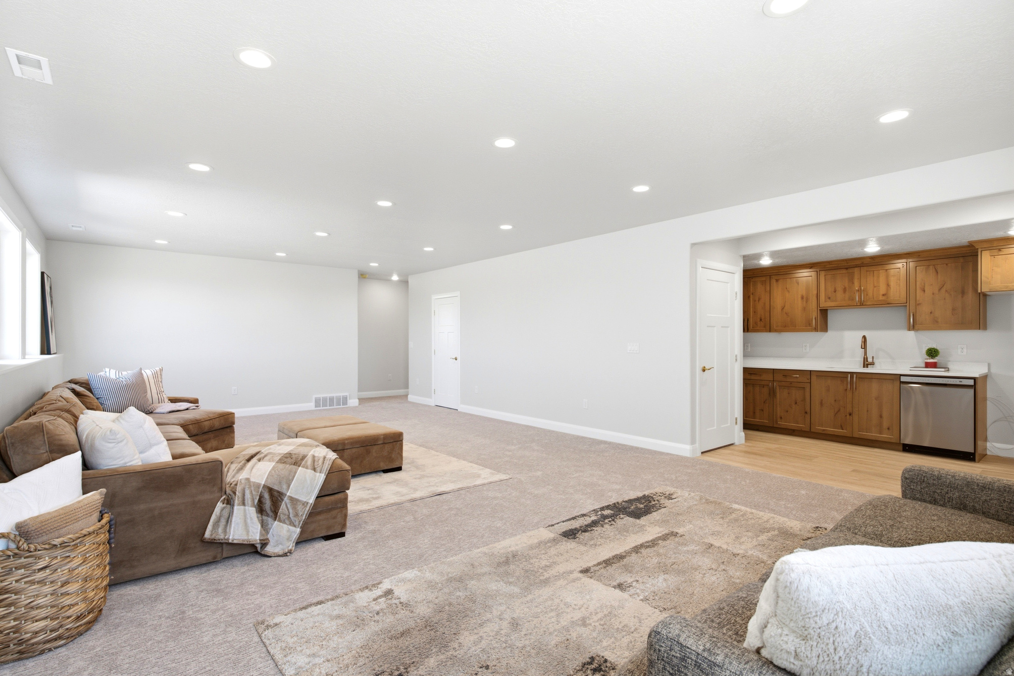 WEST RIDGE ESTATES - Residential