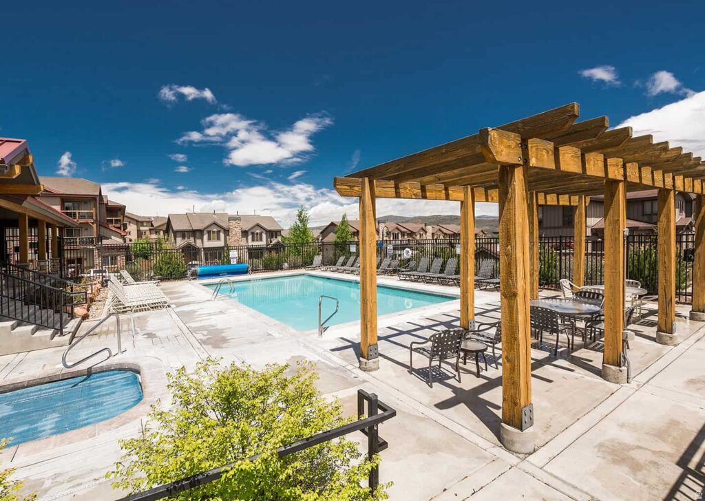 BEAR HOLLOW VILLAGE - Residential