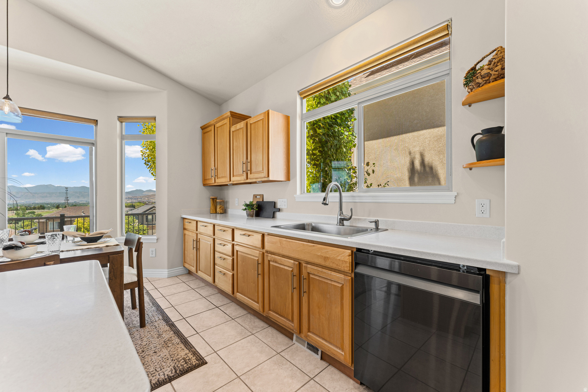 CEDARS @ CEDAR HILLS - Residential