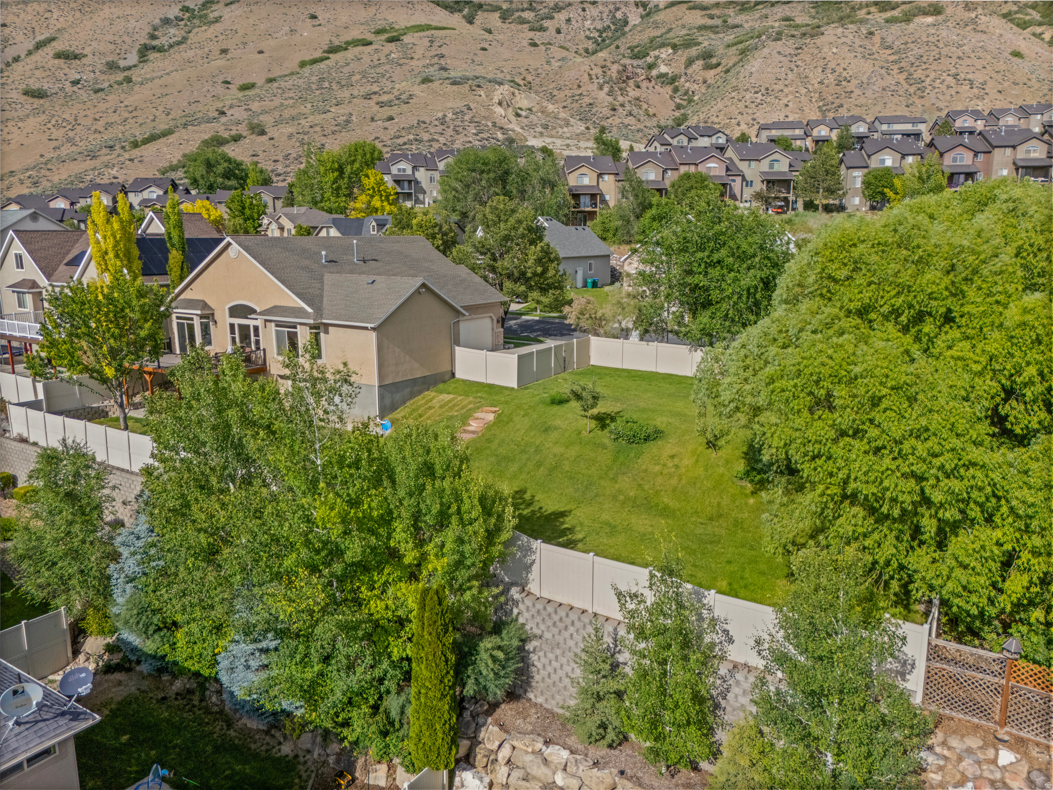 CEDARS @ CEDAR HILLS - Residential