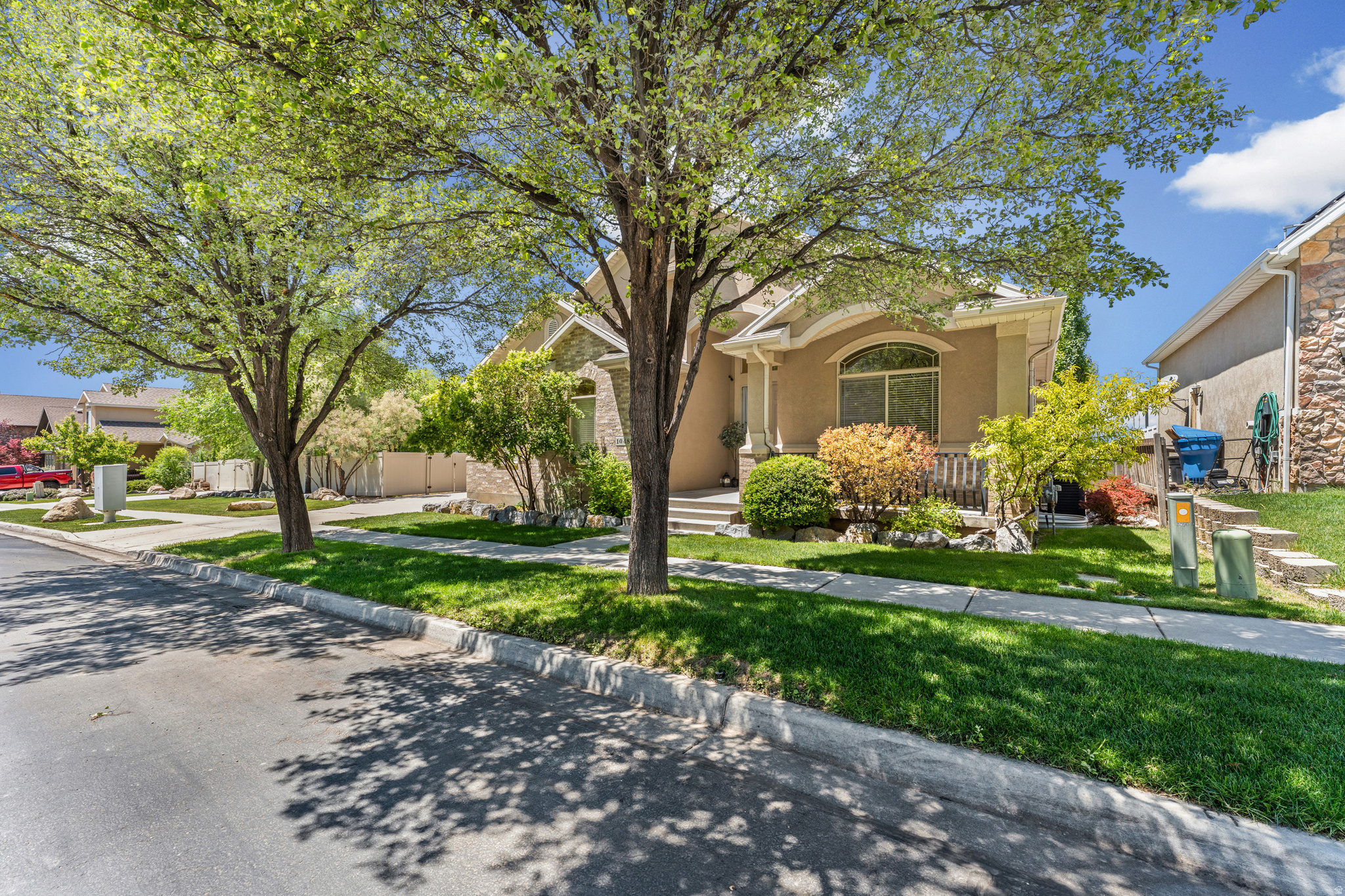 CEDARS @ CEDAR HILLS - Residential