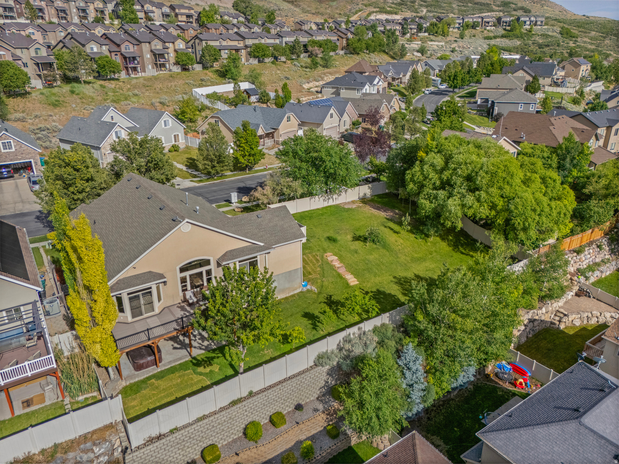 CEDARS @ CEDAR HILLS - Residential