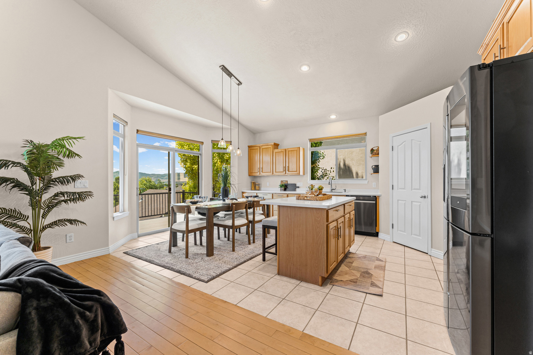CEDARS @ CEDAR HILLS - Residential