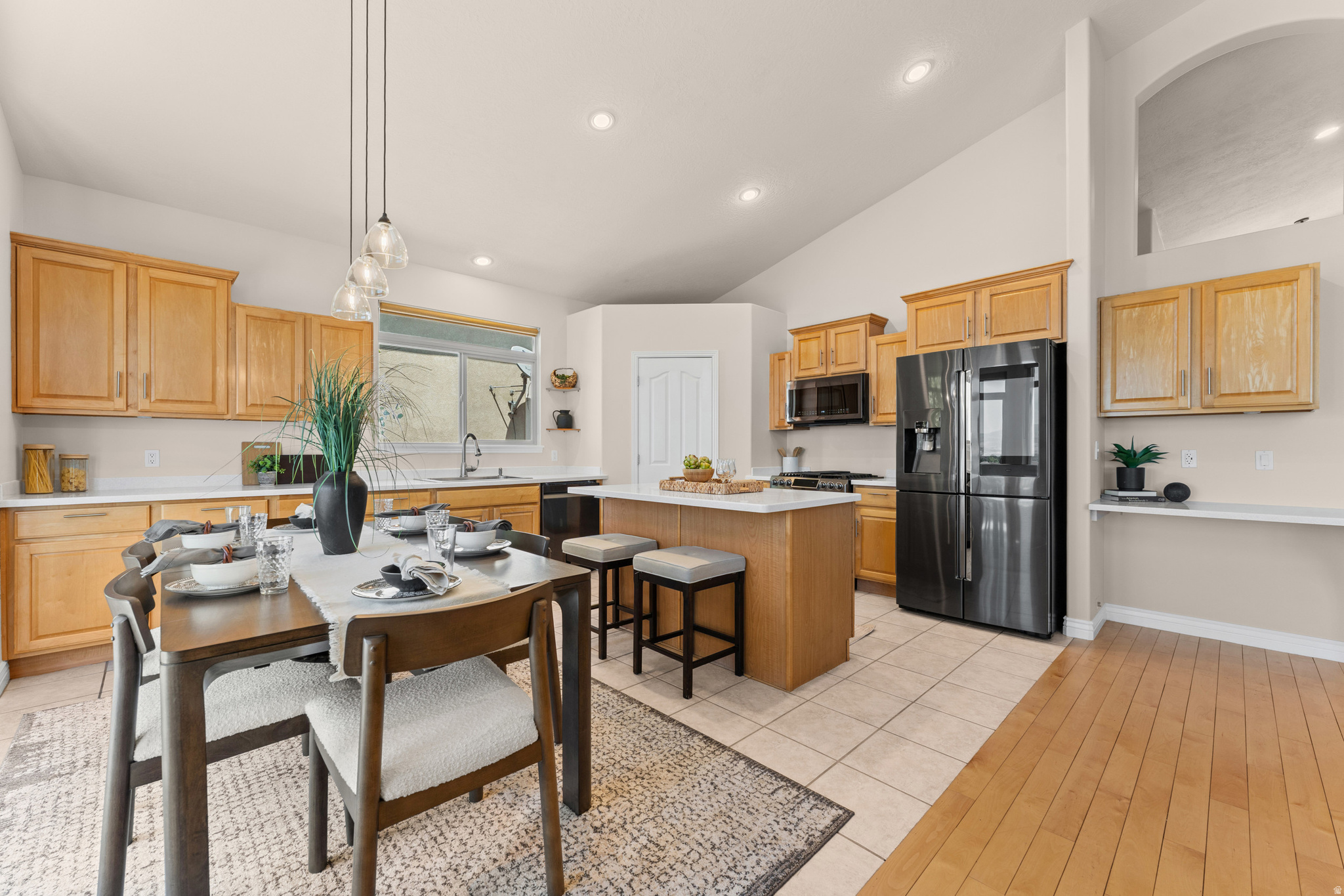 CEDARS @ CEDAR HILLS - Residential