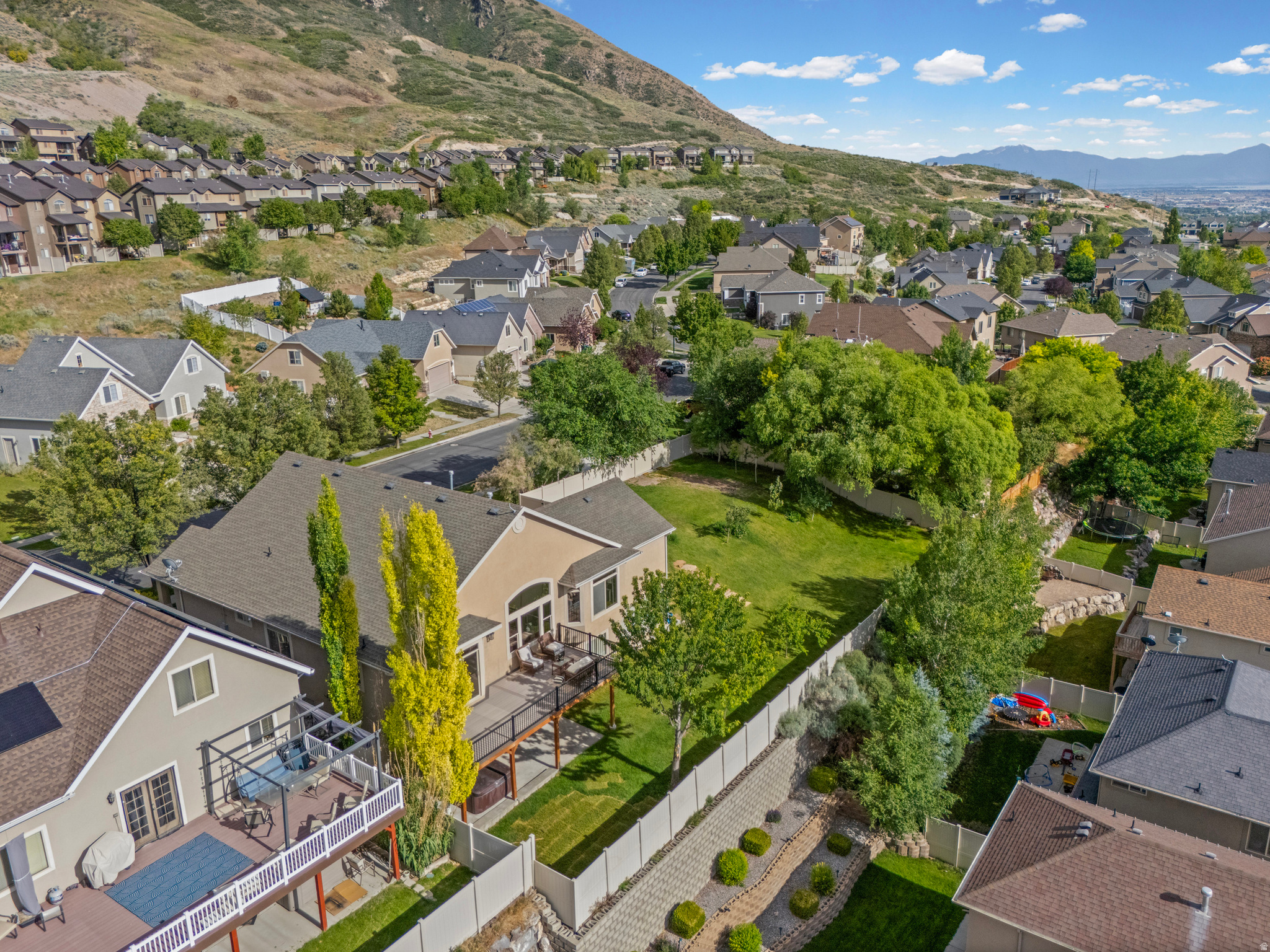 CEDARS @ CEDAR HILLS - Residential