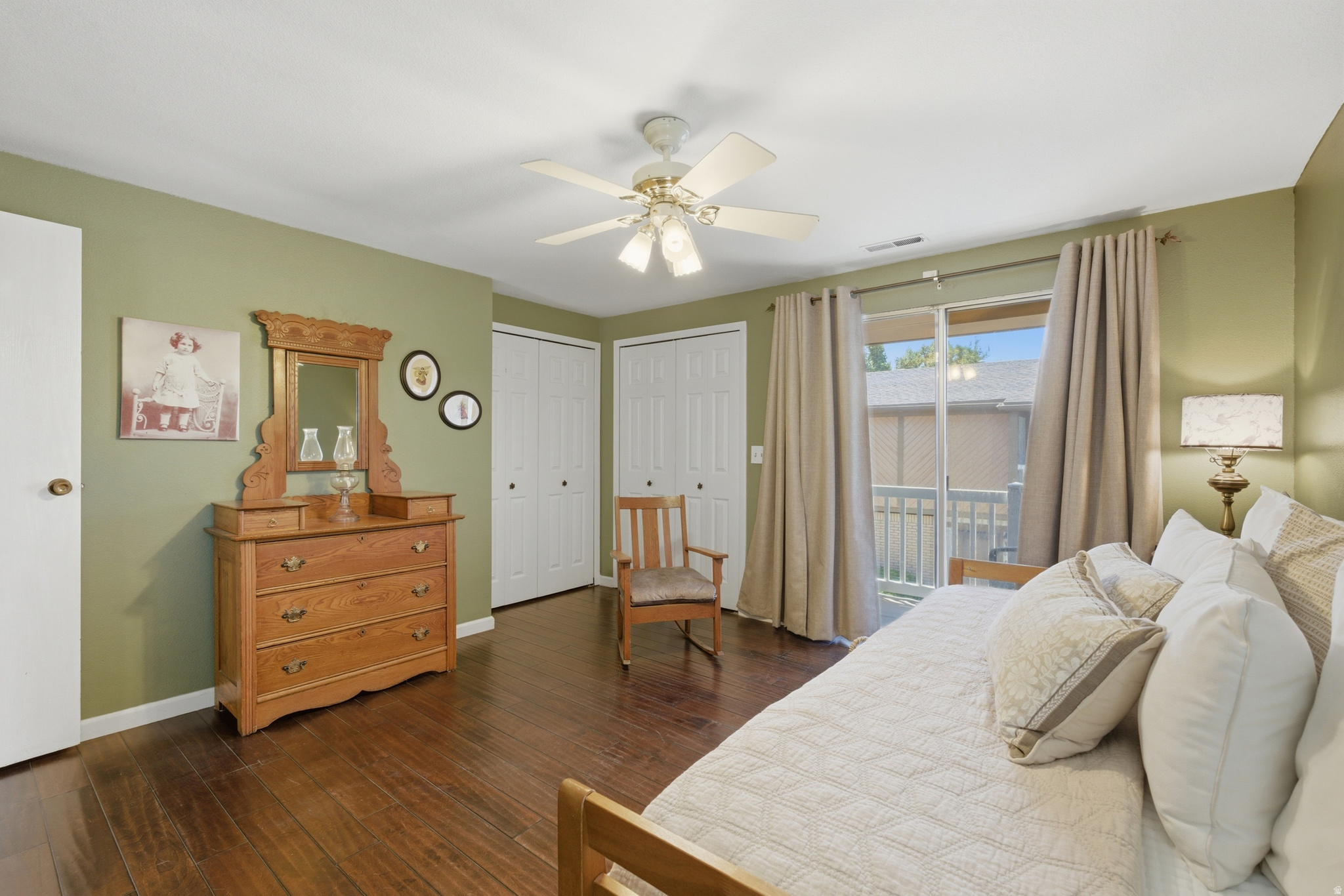 BARRINGTON PARK - Residential