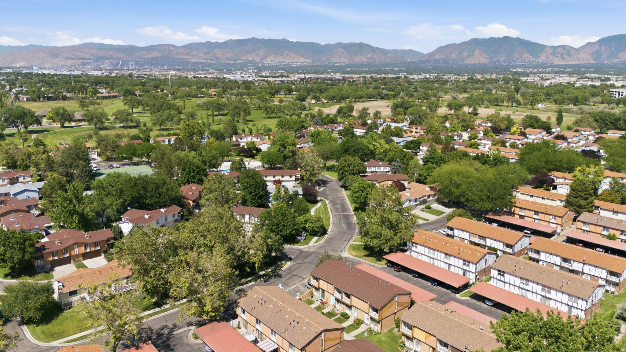 BARRINGTON PARK - Residential