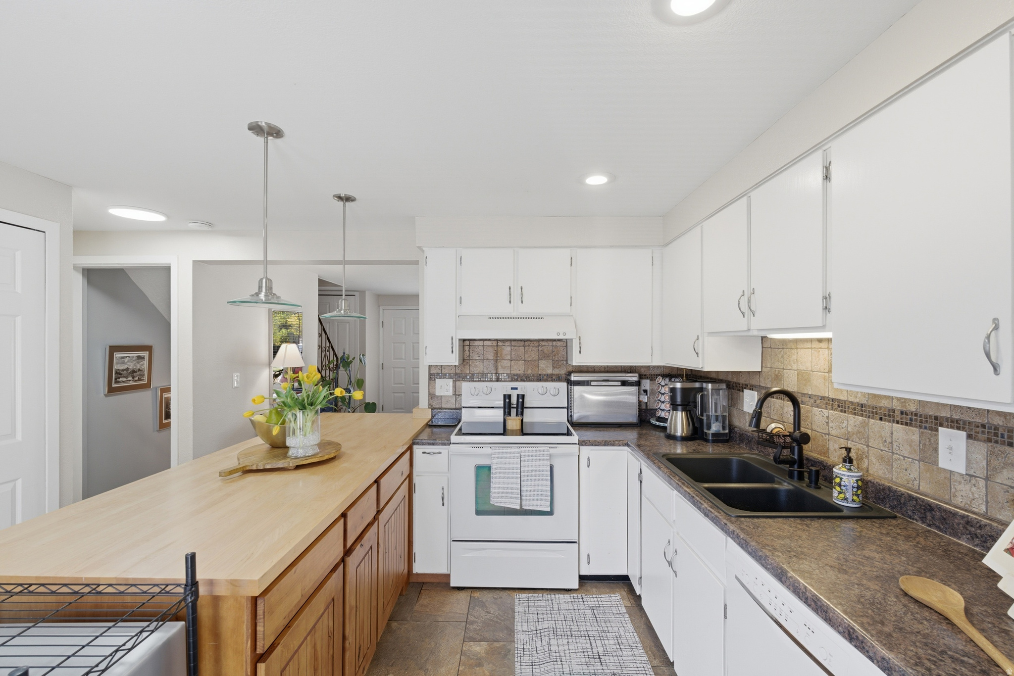 BARRINGTON PARK - Residential