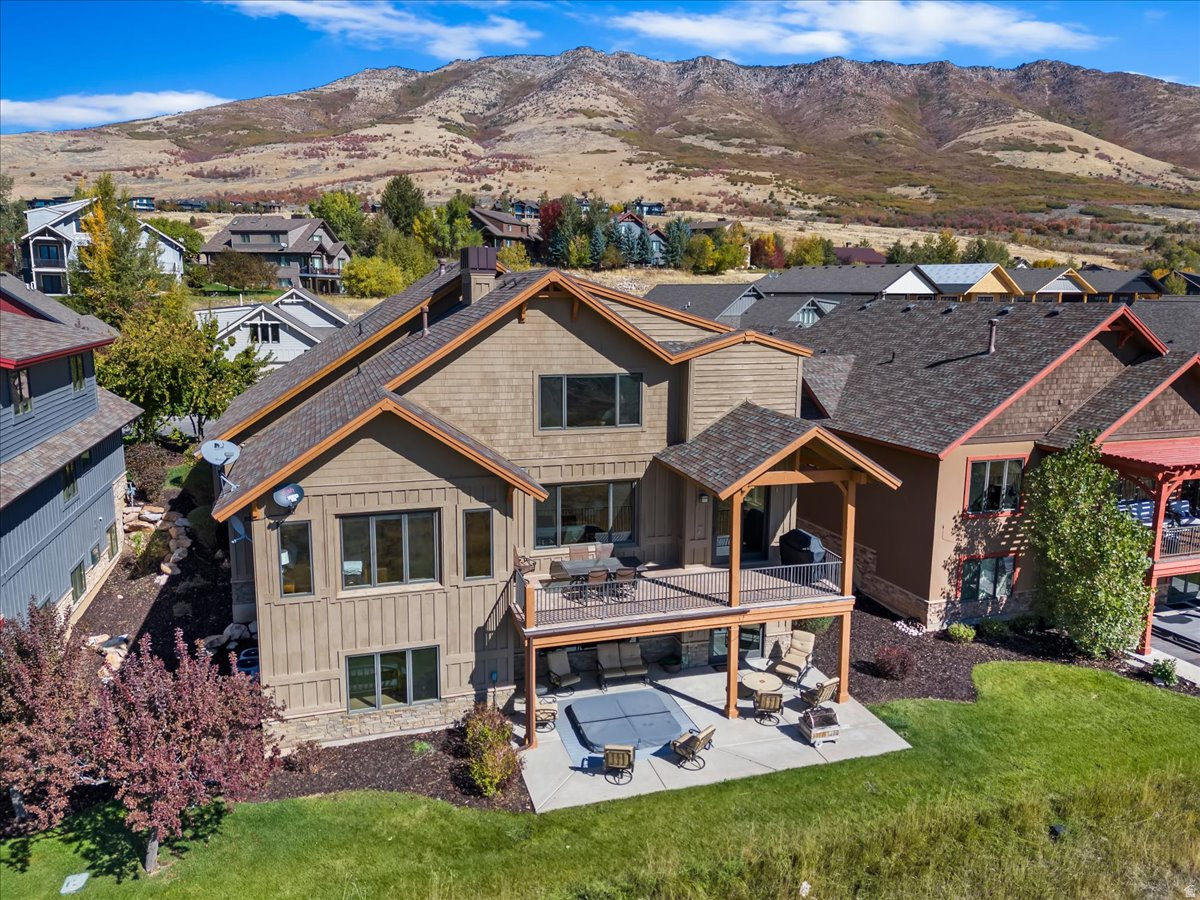 TRAPPERS RIDGE - Residential