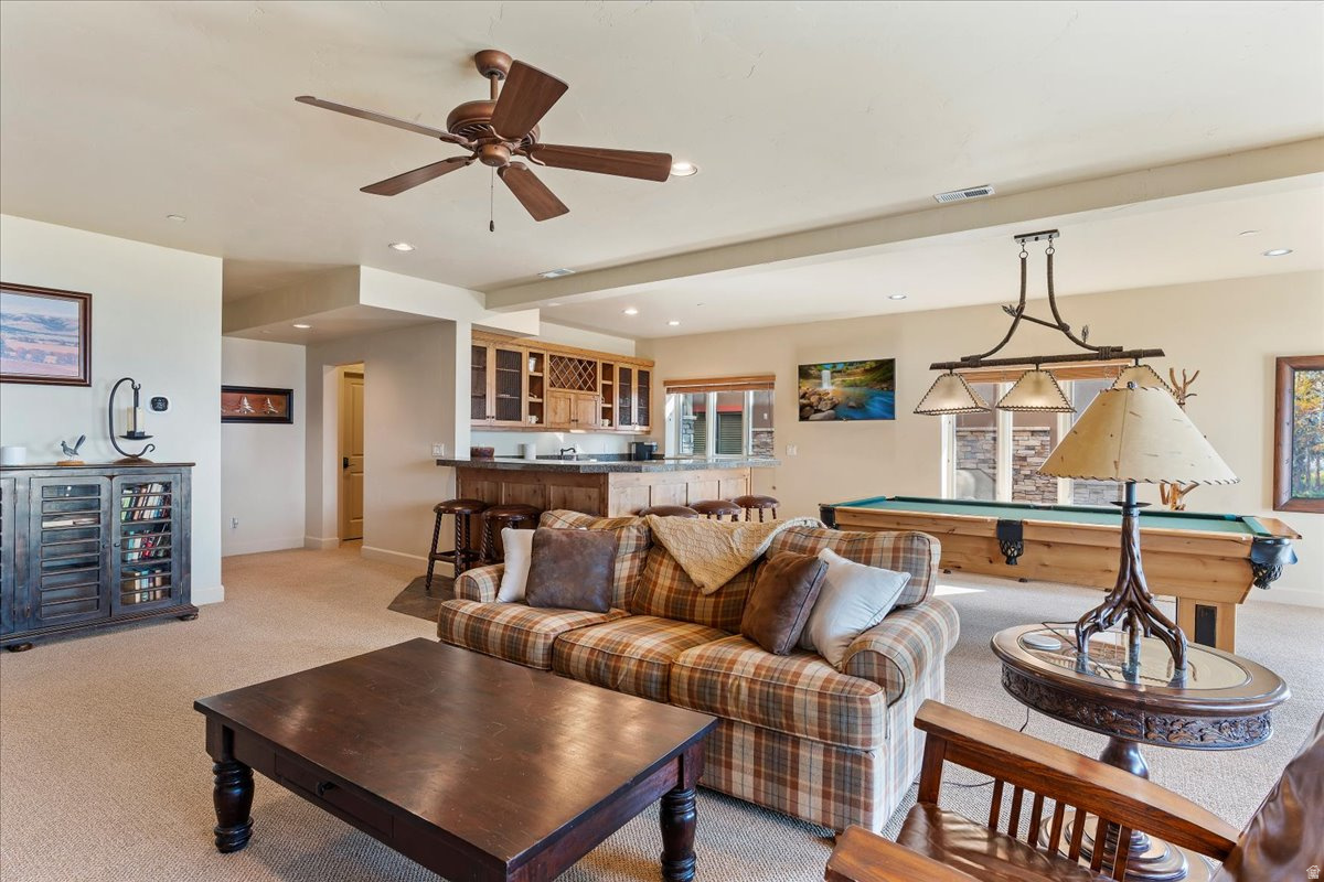 TRAPPERS RIDGE - Residential