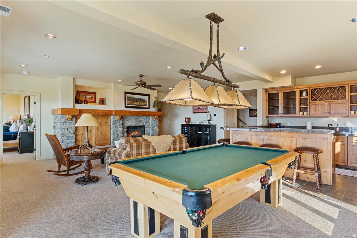 TRAPPERS RIDGE - Residential