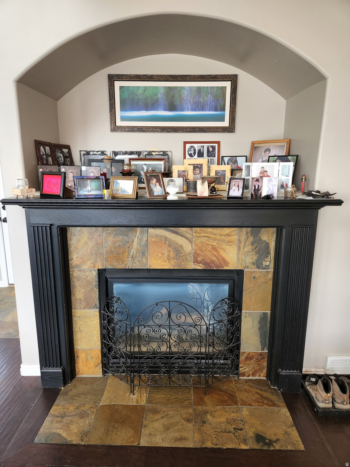SANDY POINT - Residential