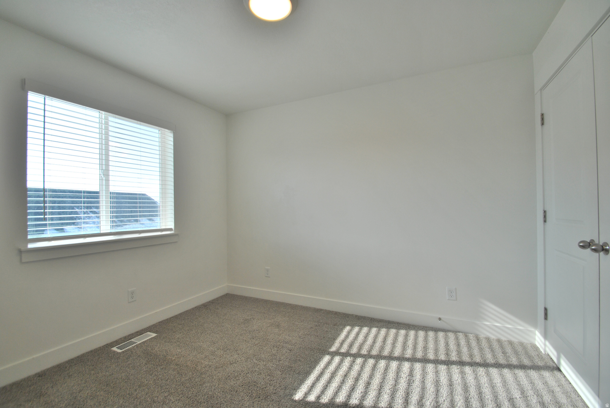 WOODMORE POINTE SUBD - Residential