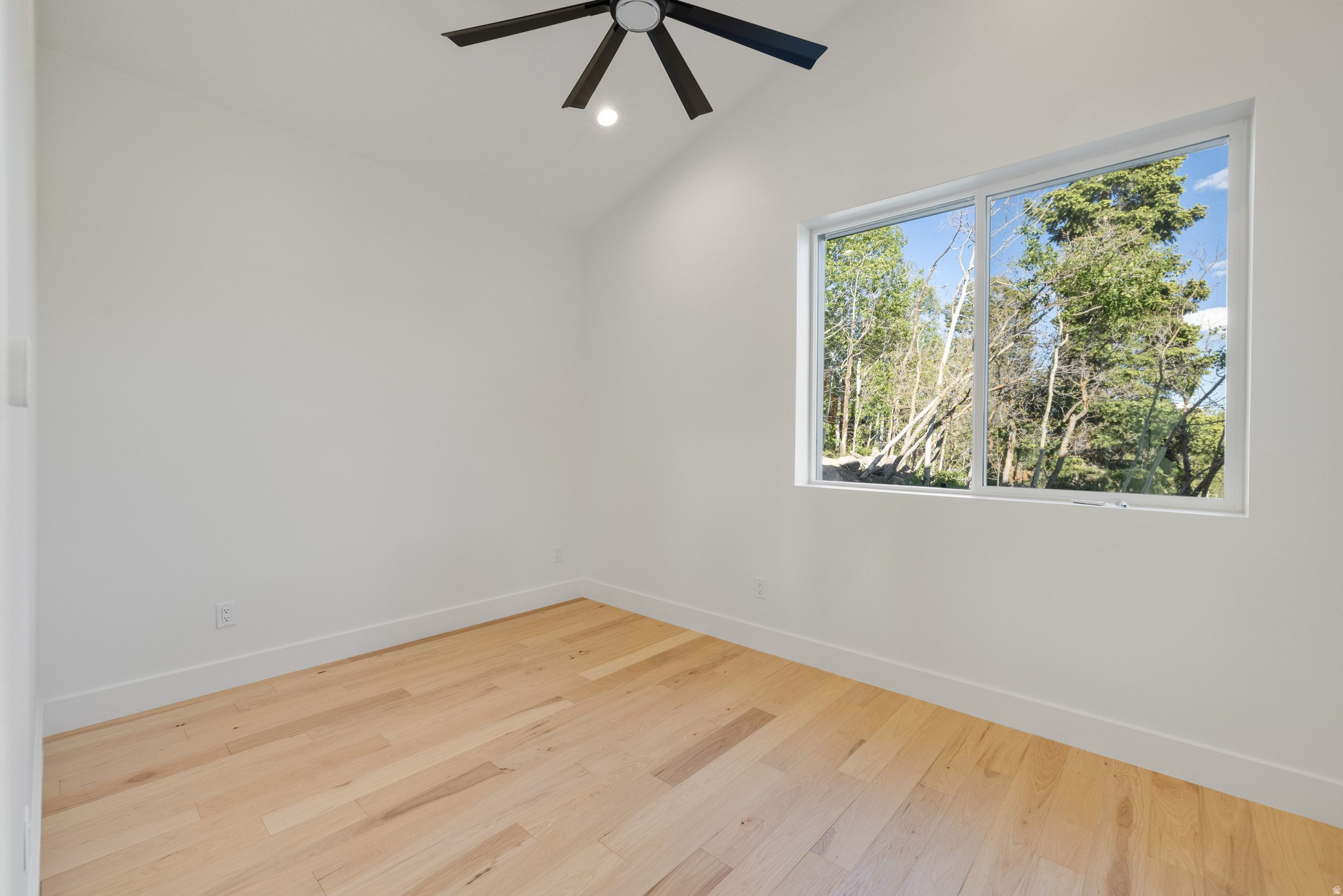 PINE MEADOWS - Residential