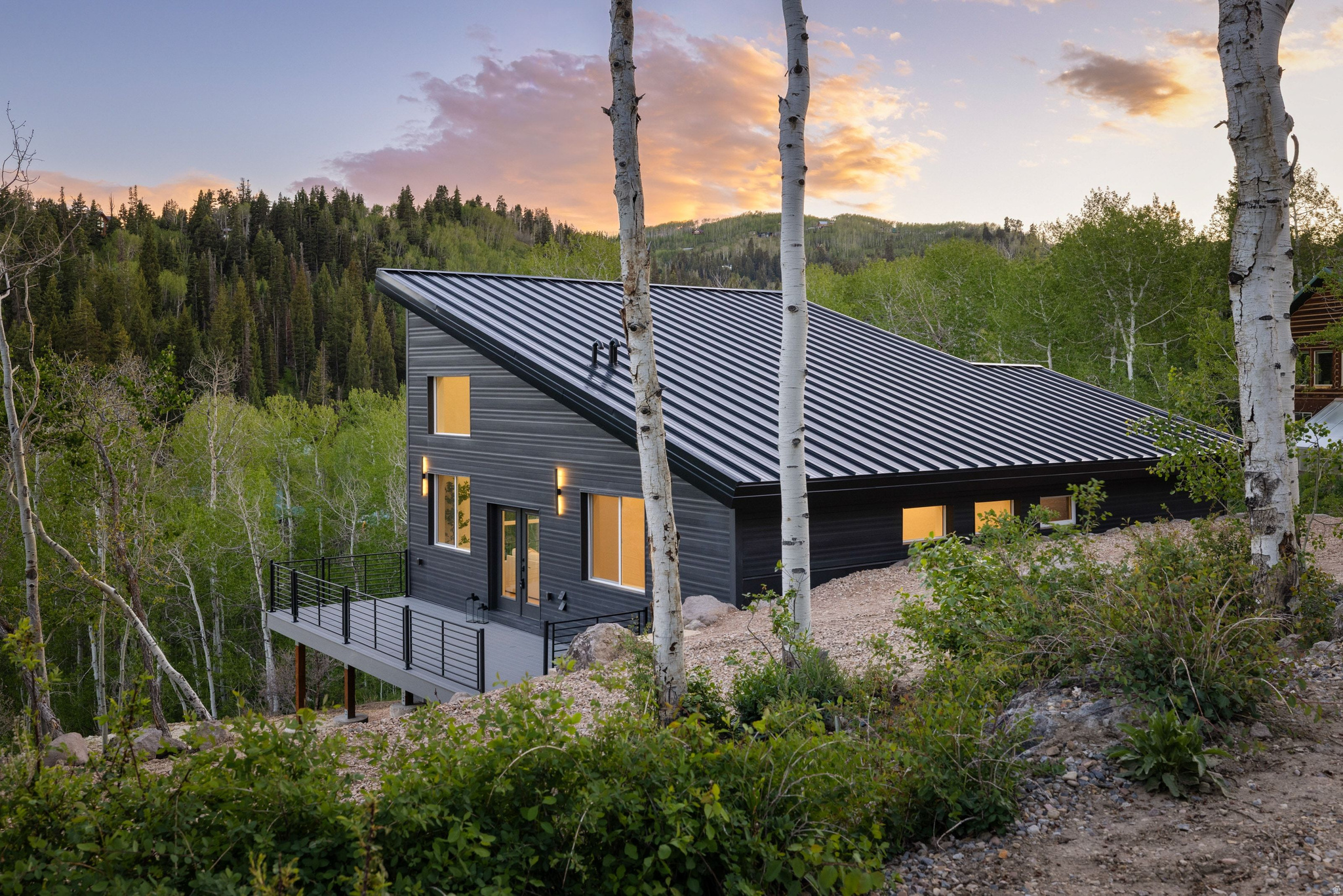 PINE MEADOWS - Residential