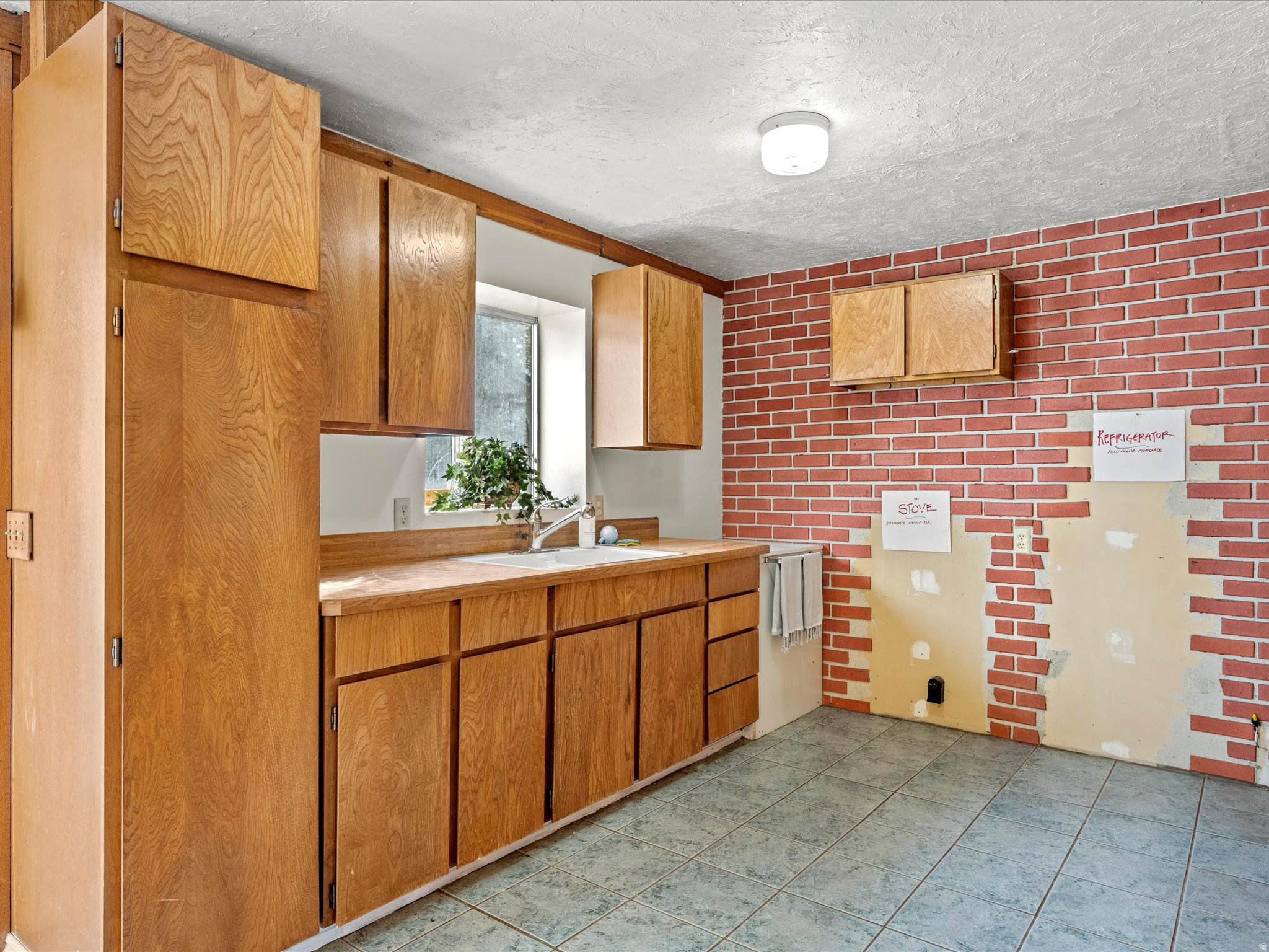 LAKOTA ESTATES INC - Residential