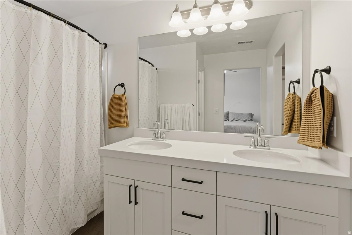 SILVERLAKE - Residential