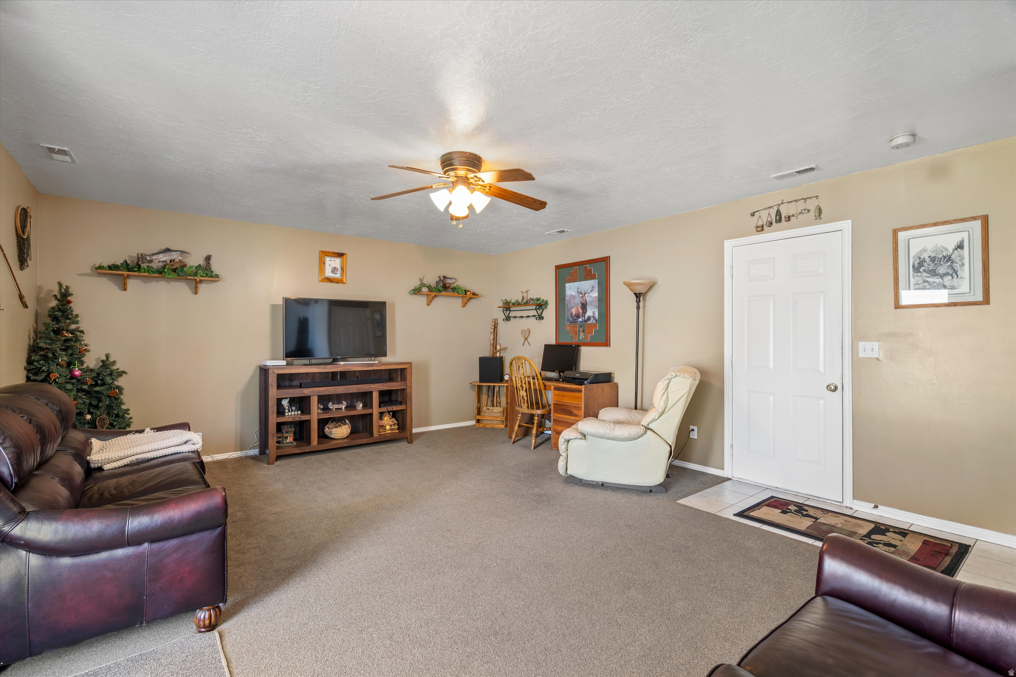 COUNTRY LANE - Residential