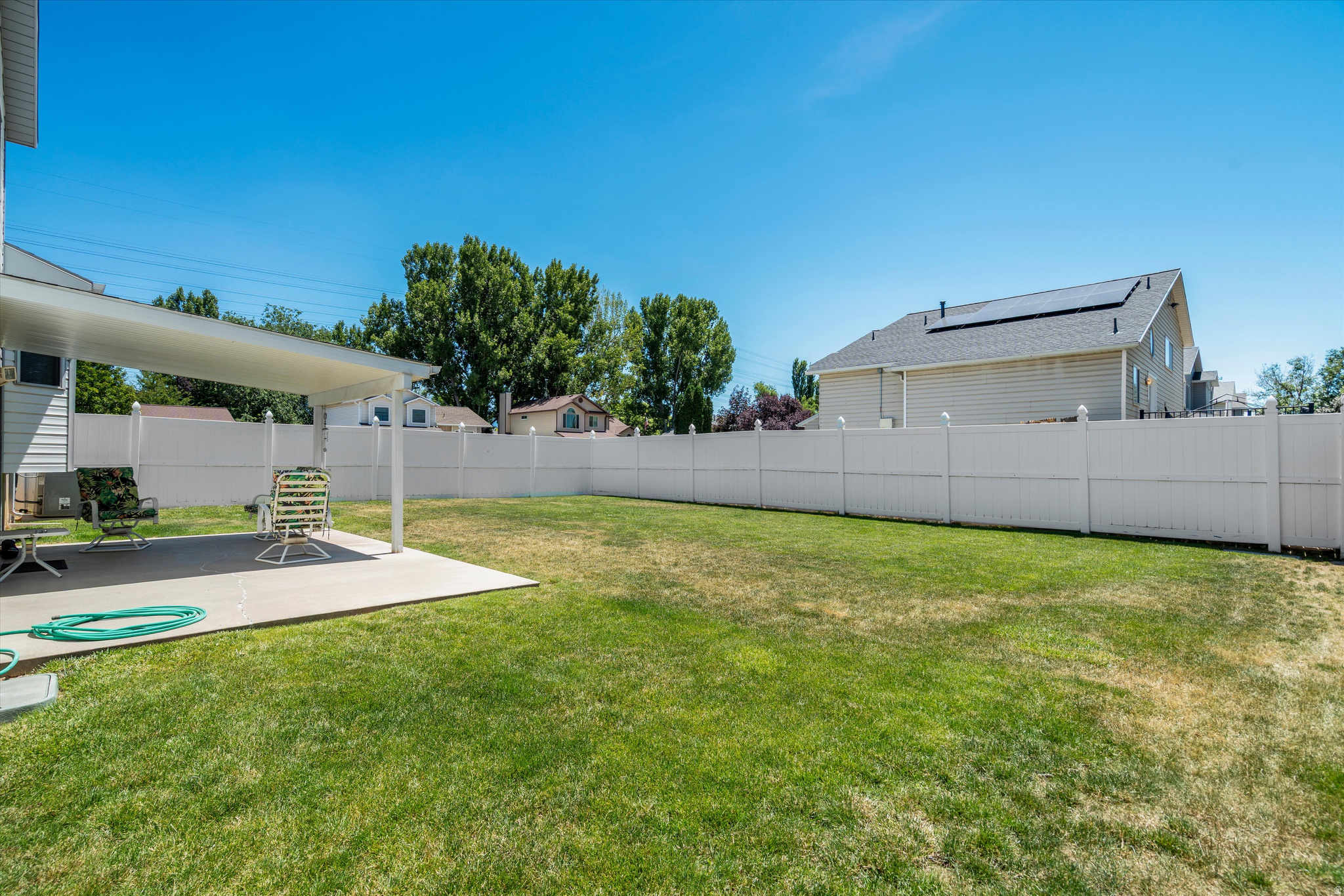 COUNTRY LANE - Residential