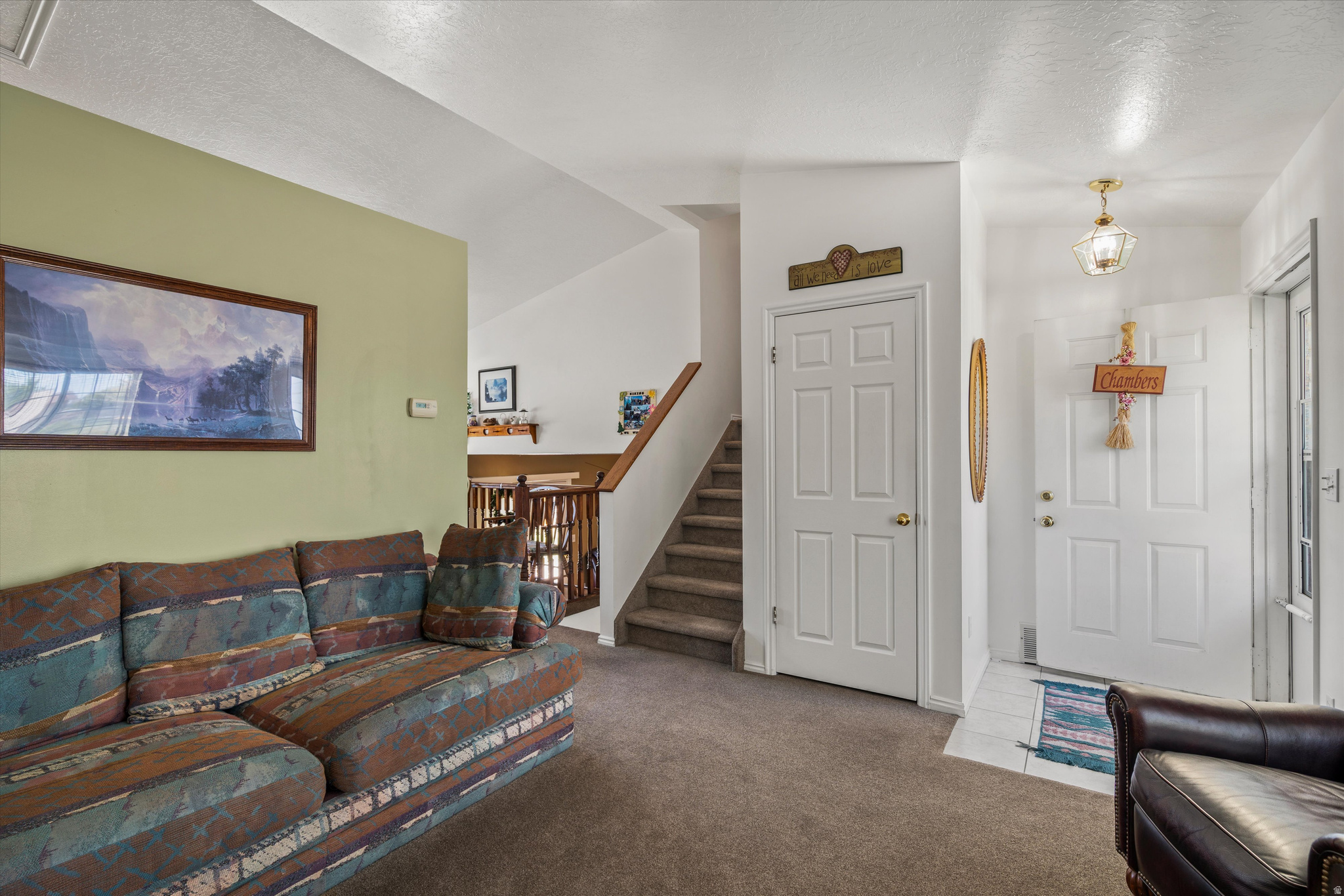 COUNTRY LANE - Residential