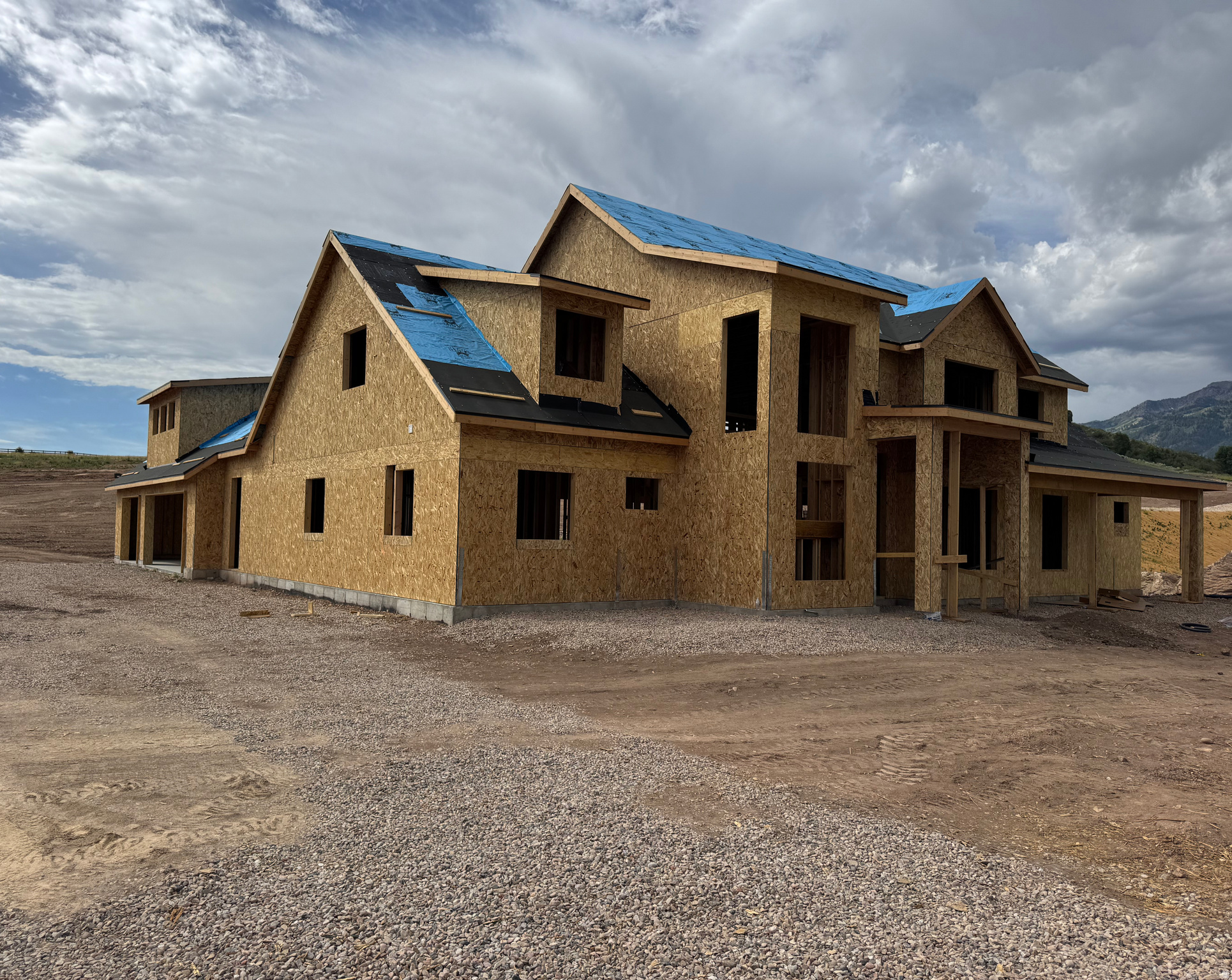 THE RANGE - Residential