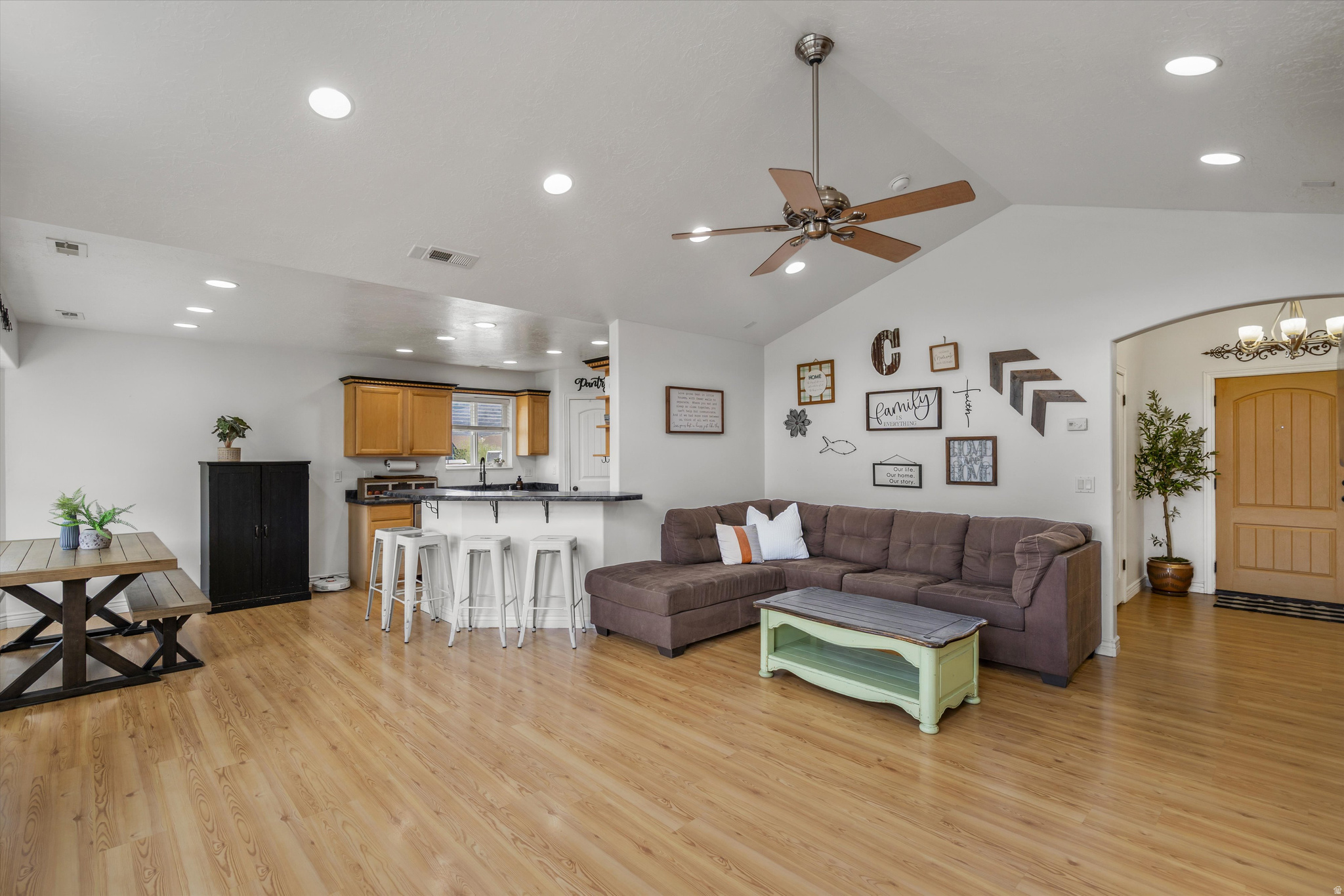 EDEN ACRES - Residential