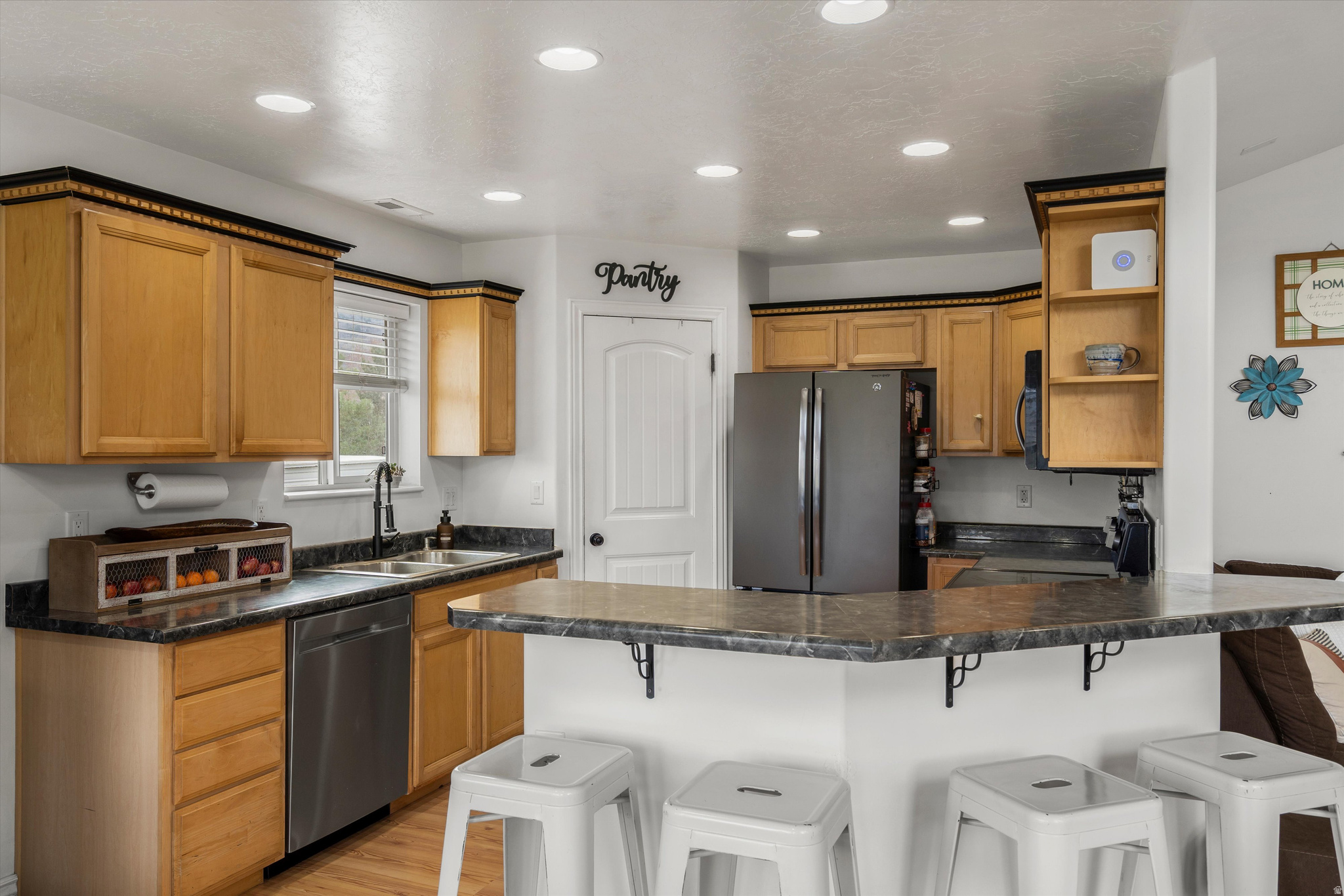 EDEN ACRES - Residential