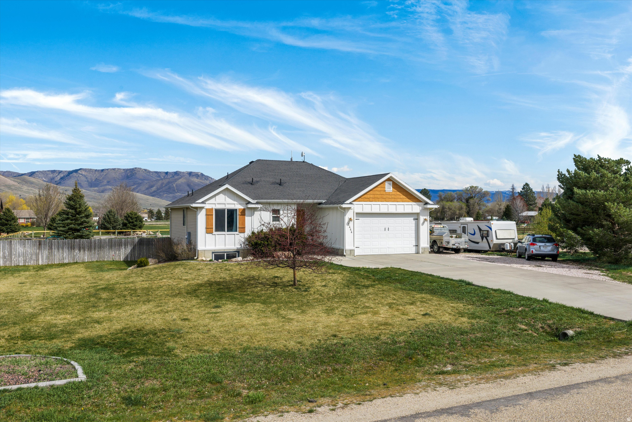 EDEN ACRES - Residential