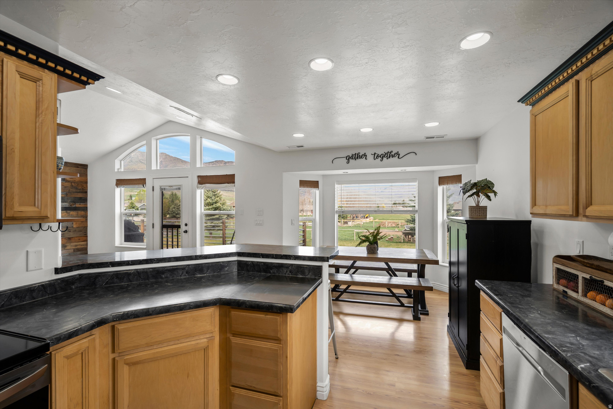 EDEN ACRES - Residential