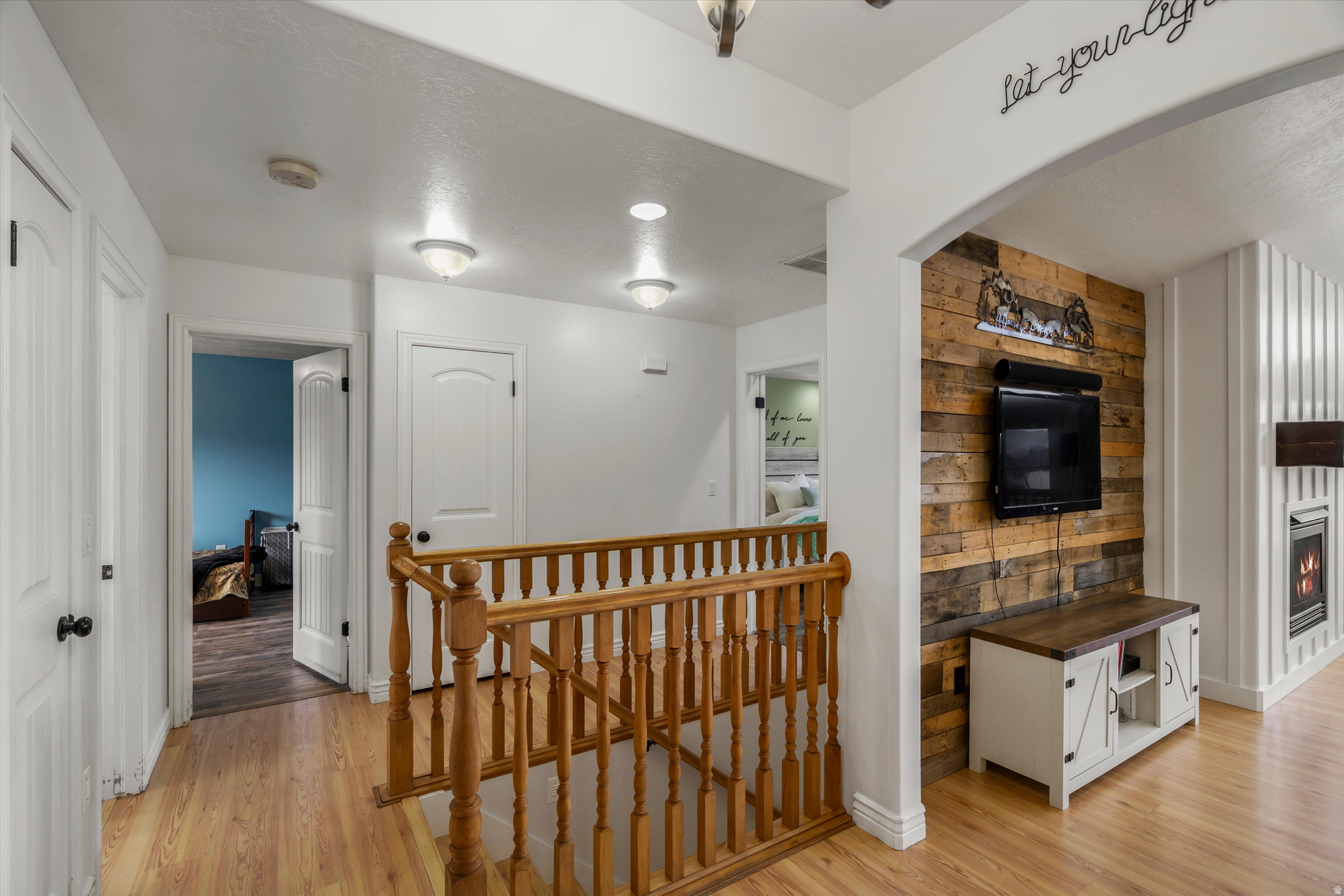 EDEN ACRES - Residential