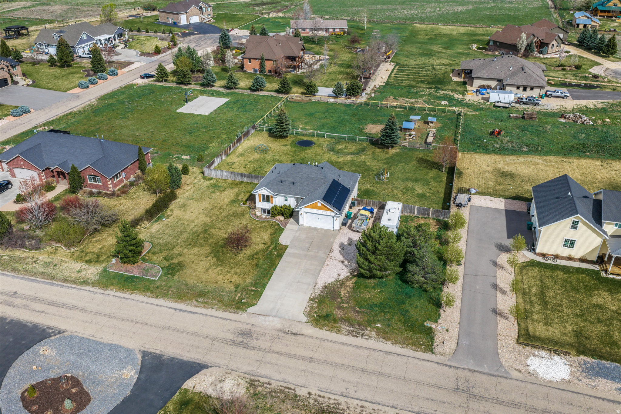 EDEN ACRES - Residential