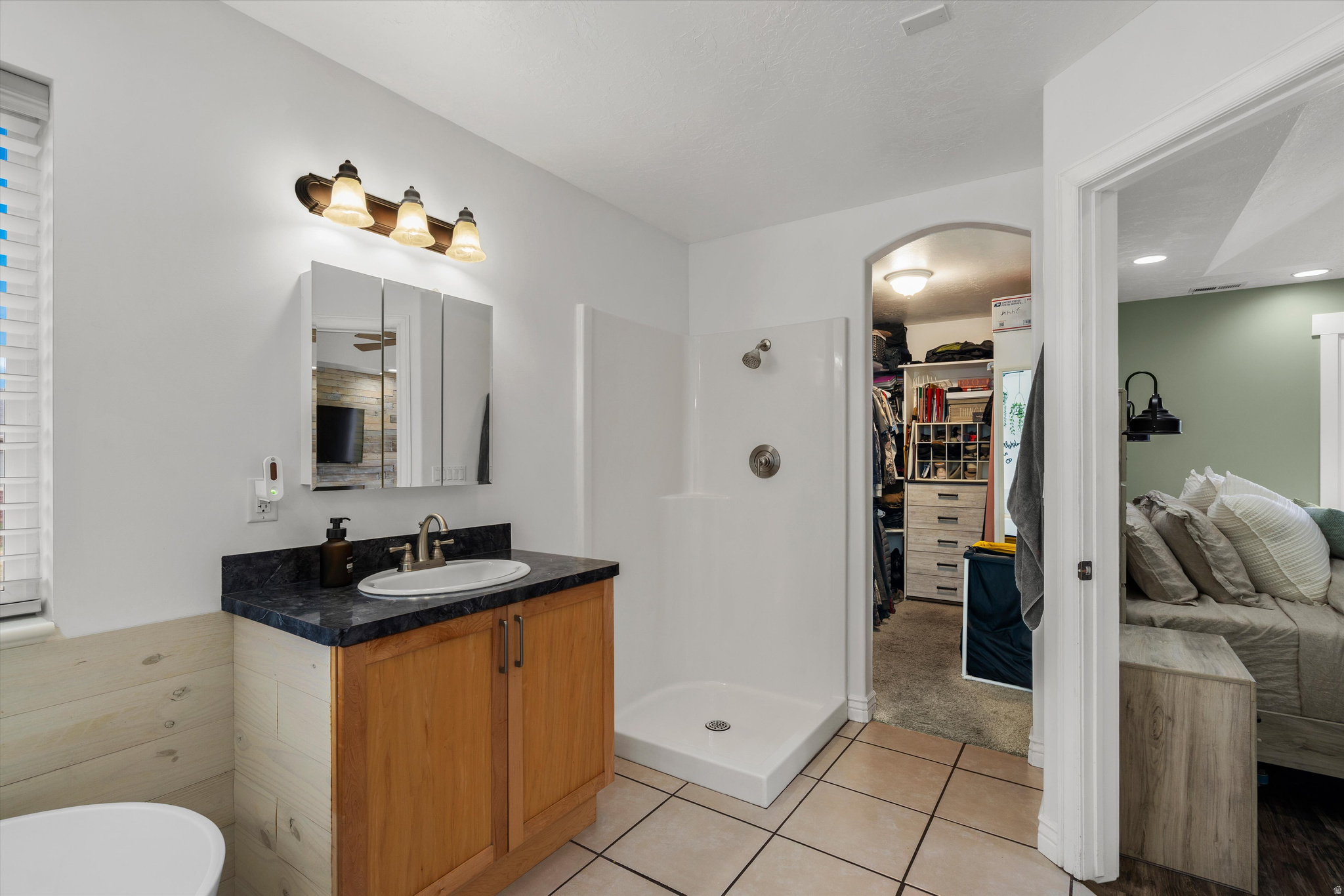 EDEN ACRES - Residential