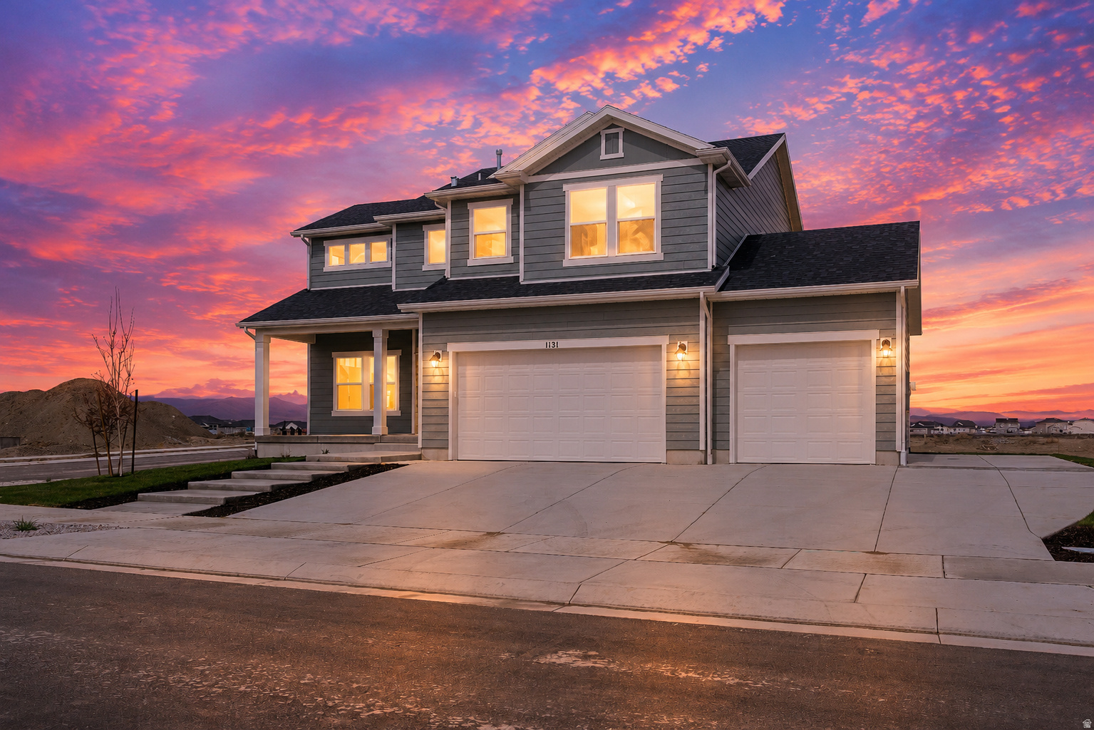 RIVERSIDE ESTATES - Residential