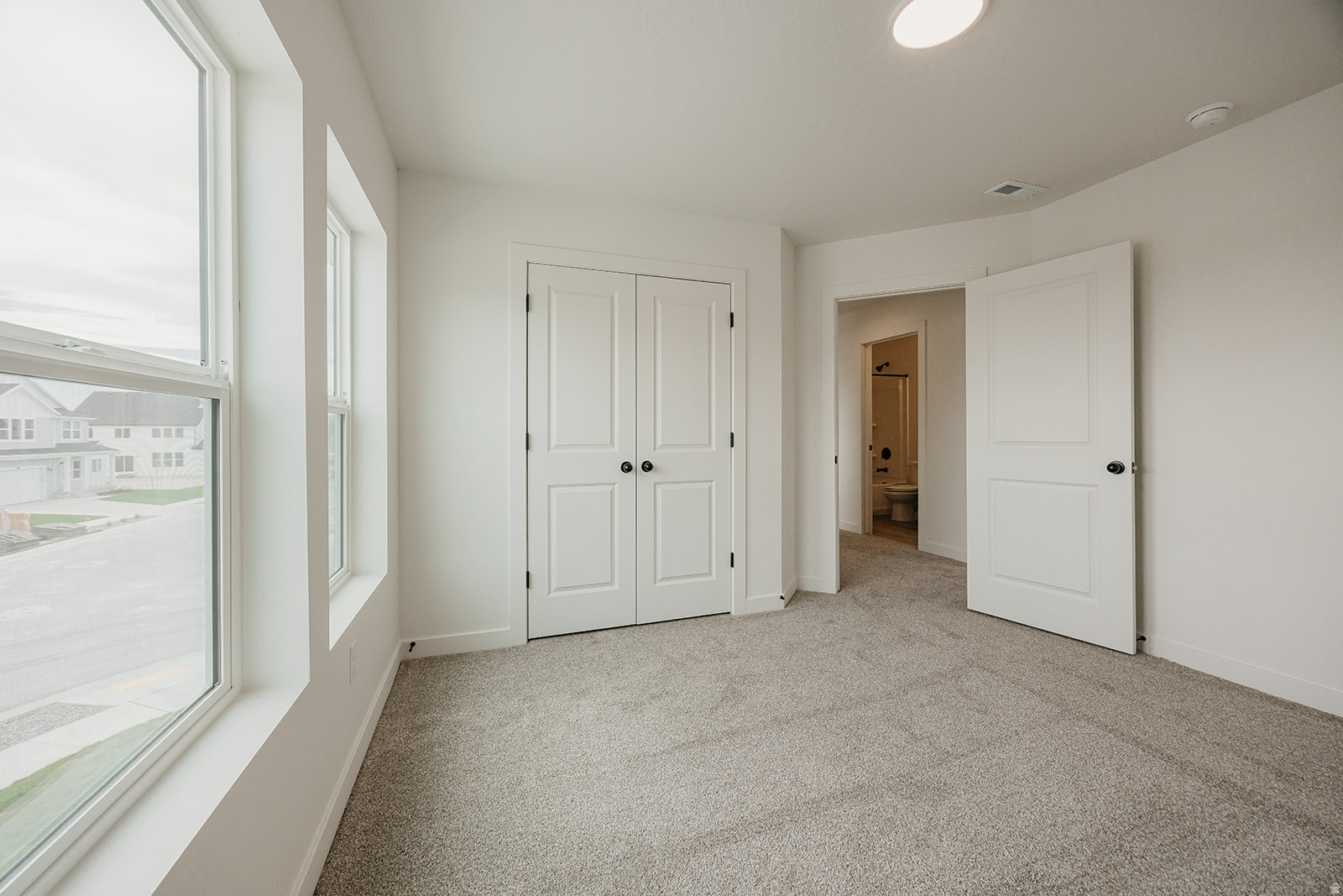 RIVERSIDE ESTATES - Residential