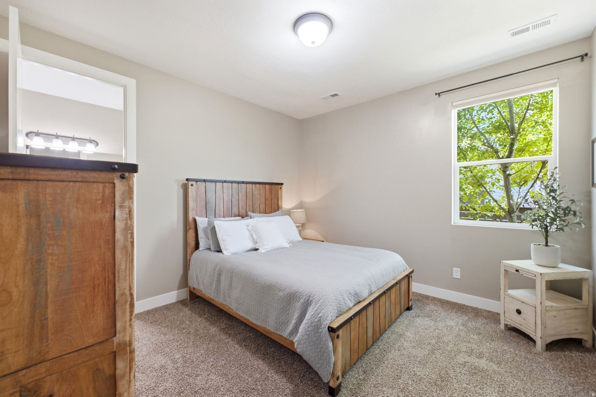 EAST CREEK RANCH - Residential