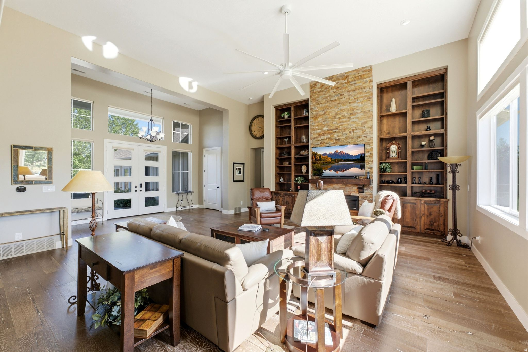 EAST CREEK RANCH - Residential