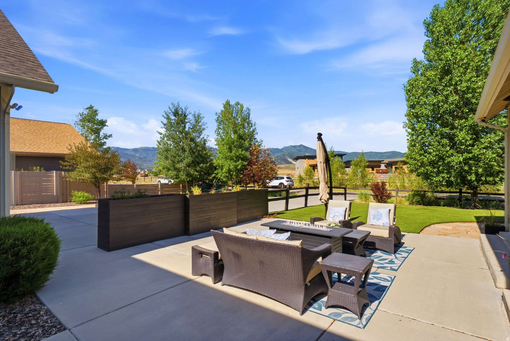 EAST CREEK RANCH - Residential