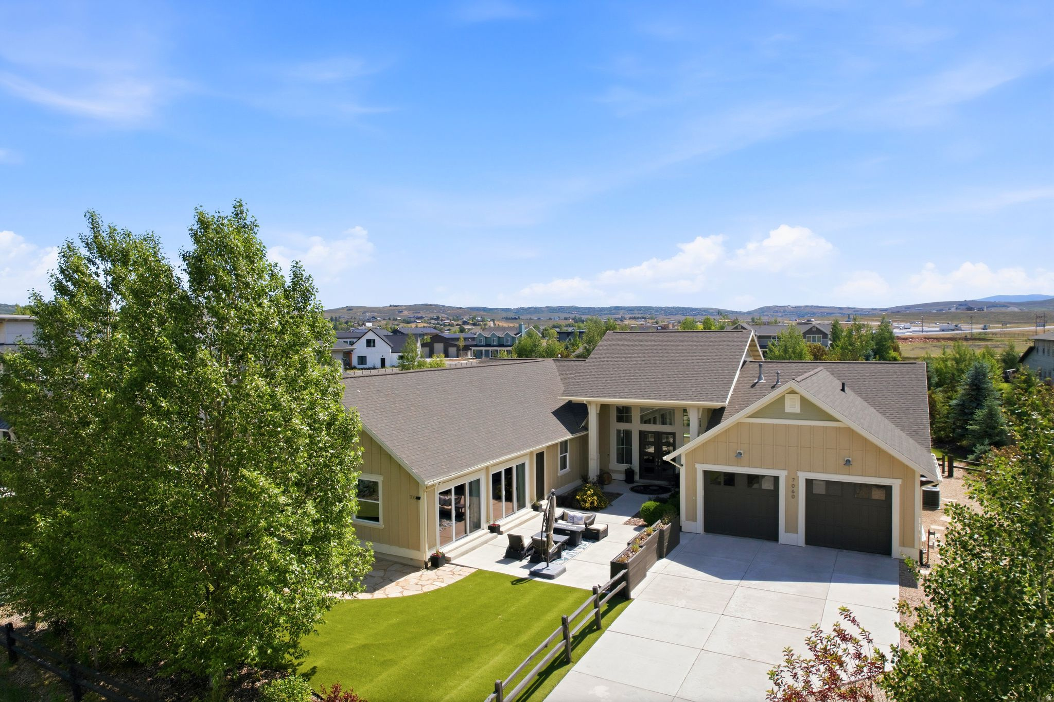 EAST CREEK RANCH - Residential