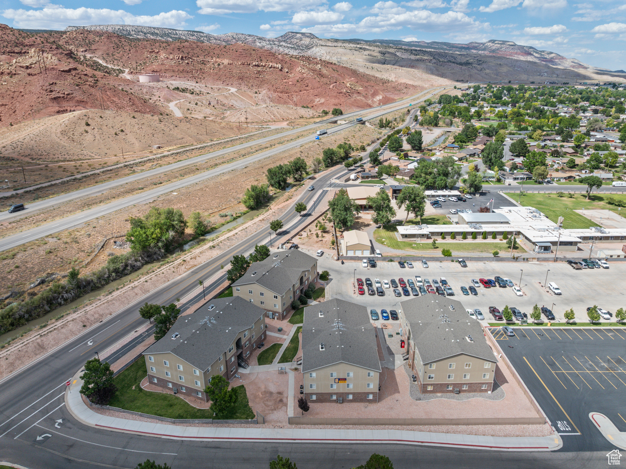 WILLOW CREEK - Residential