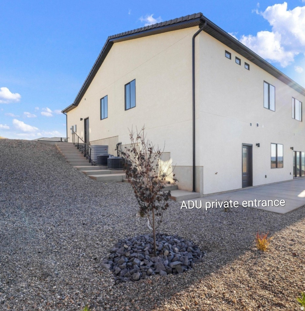 BLACK SAGE - Residential