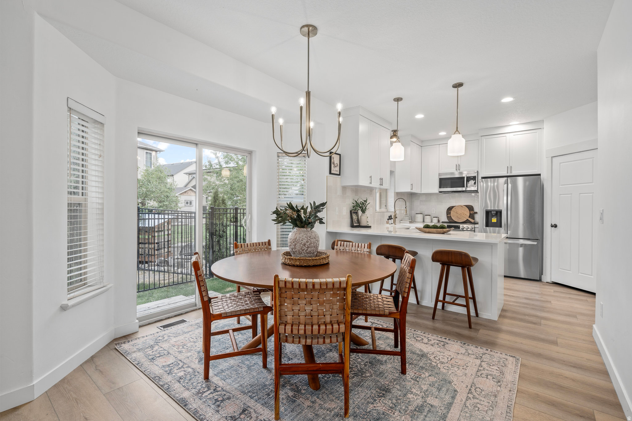 THE CEDARS AT CEDAR - Residential