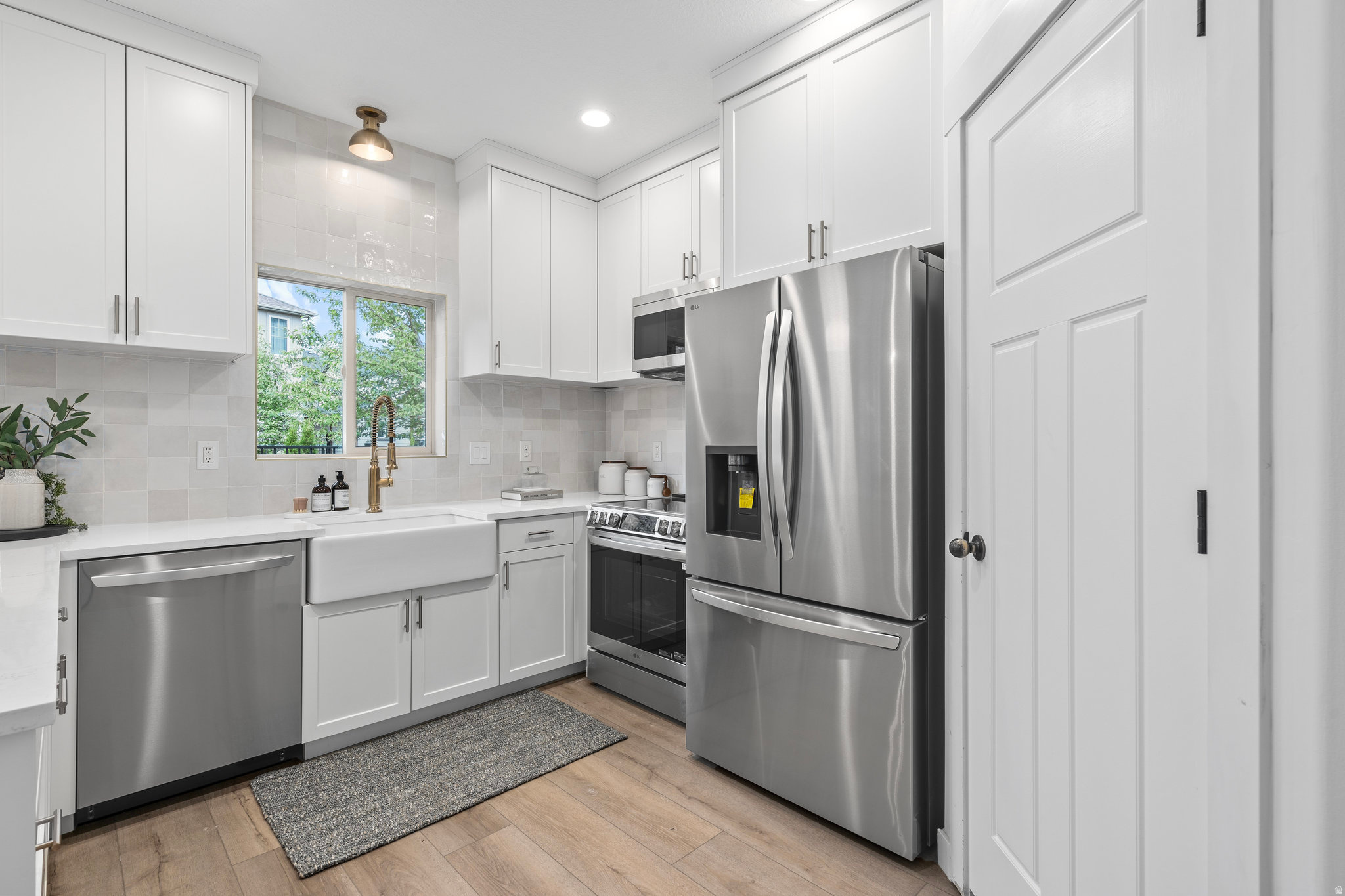THE CEDARS AT CEDAR - Residential
