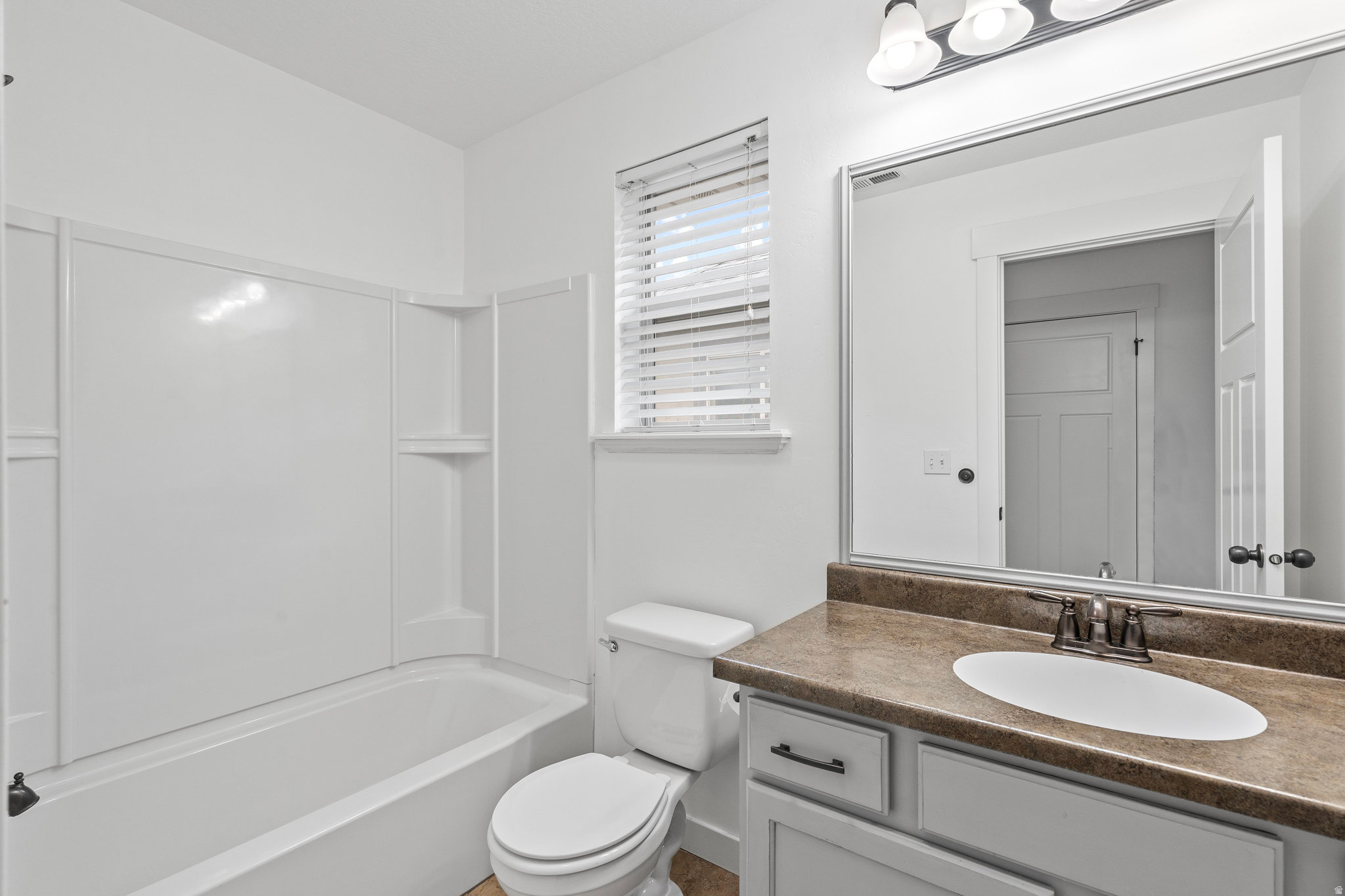 THE CEDARS AT CEDAR - Residential