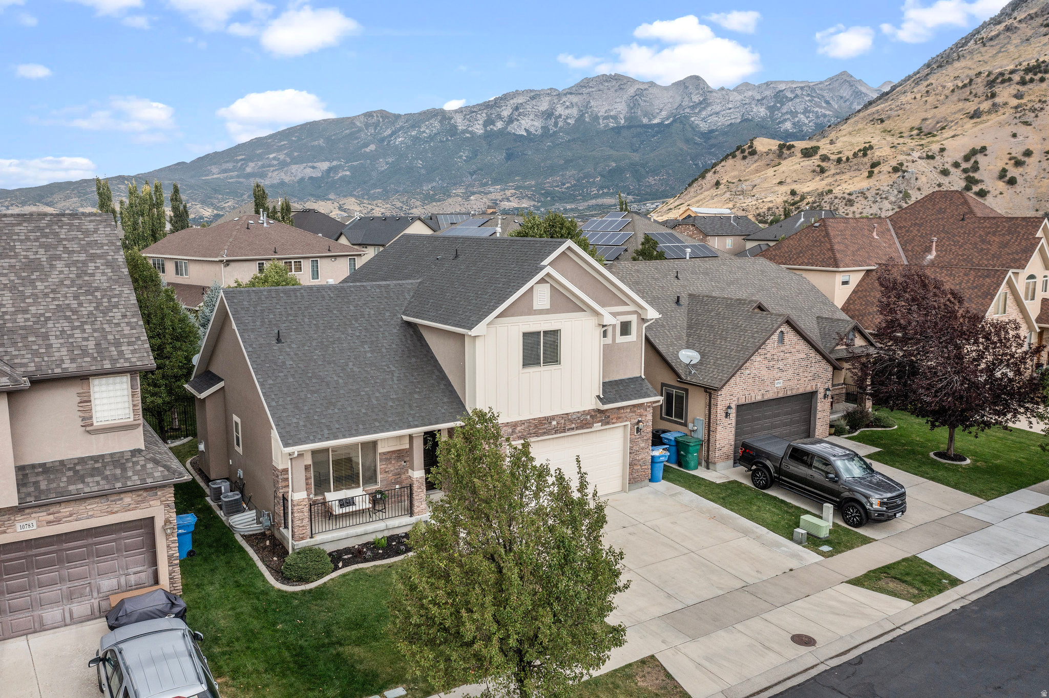 THE CEDARS AT CEDAR - Residential