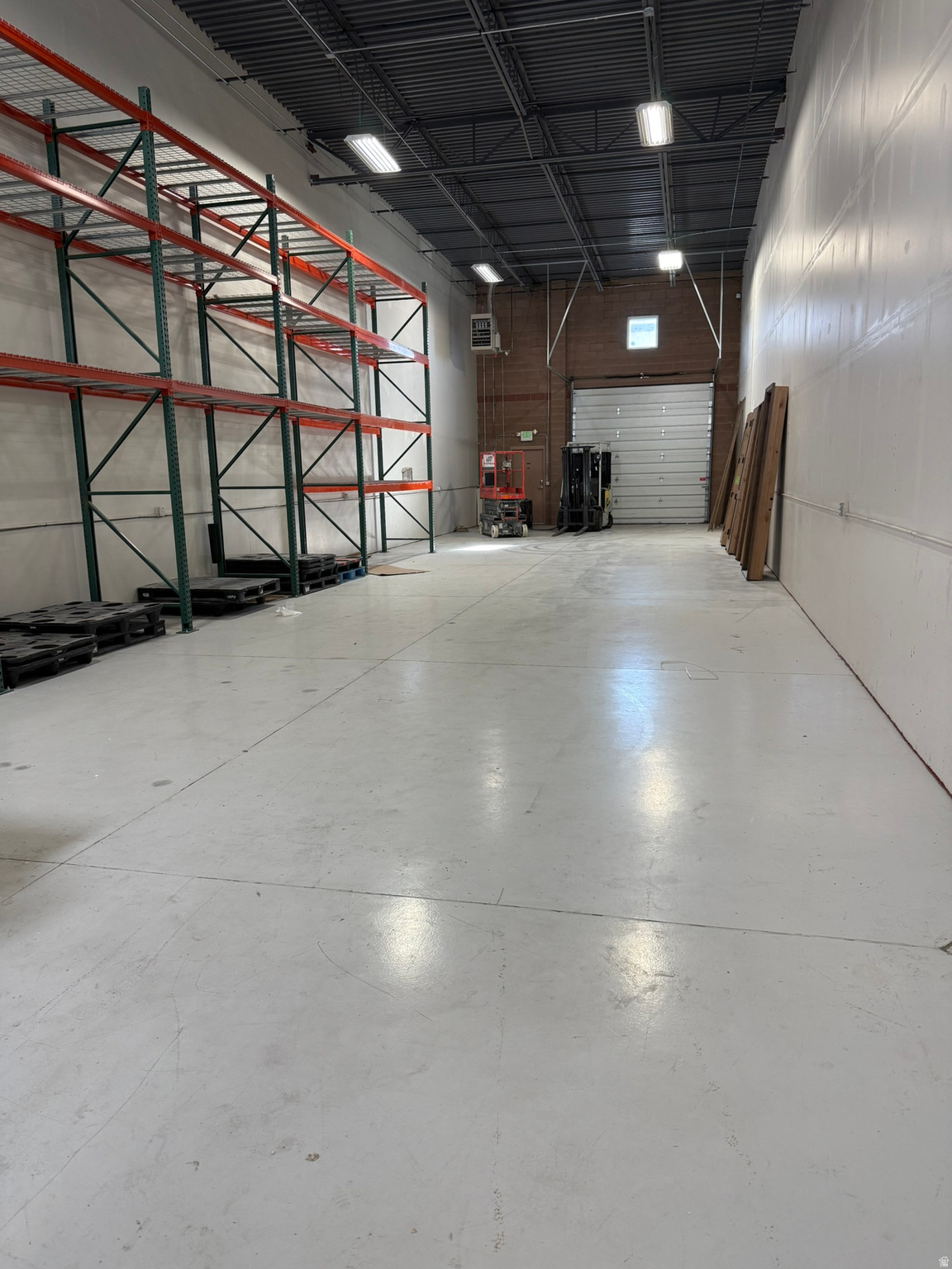 AF9 CONDO - Commercial Lease