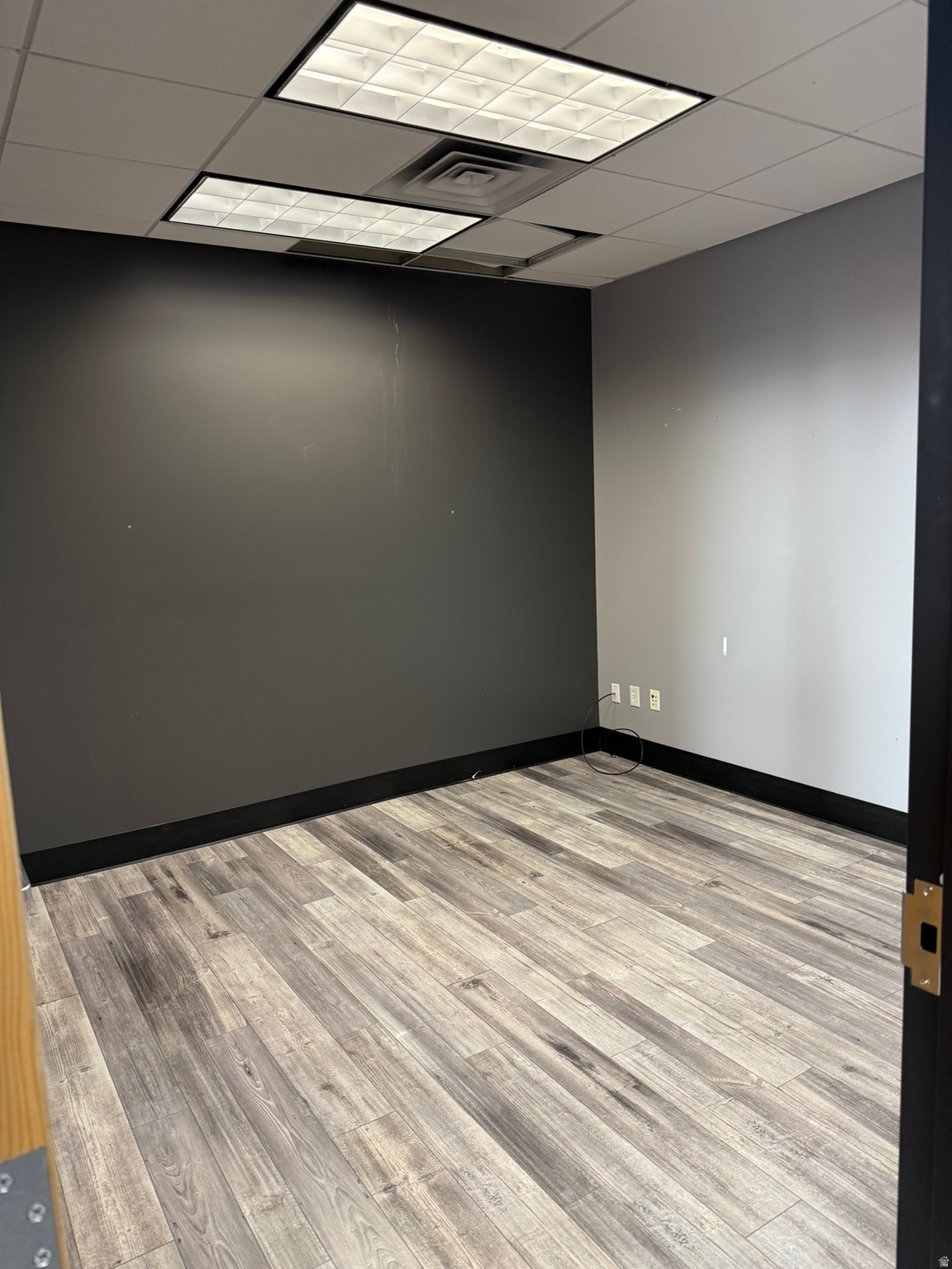 AF9 CONDO - Commercial Lease