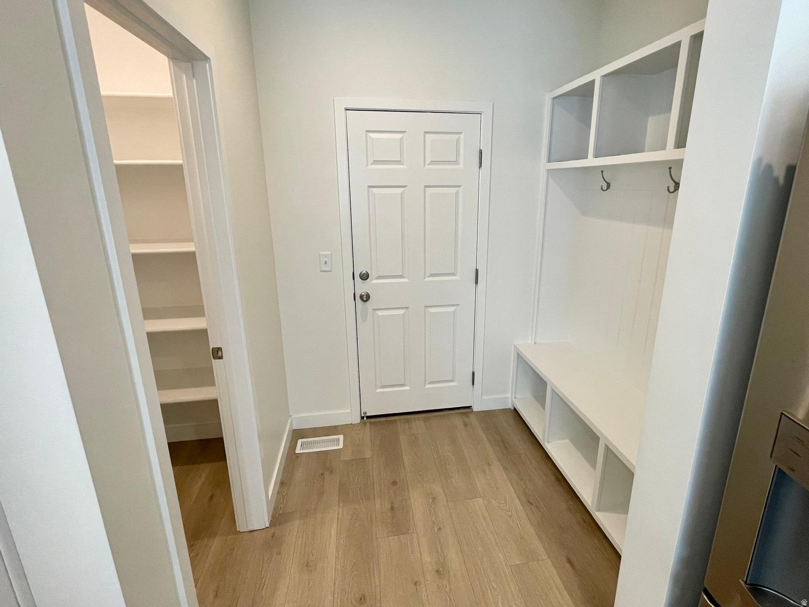 JONES COURT - Residential