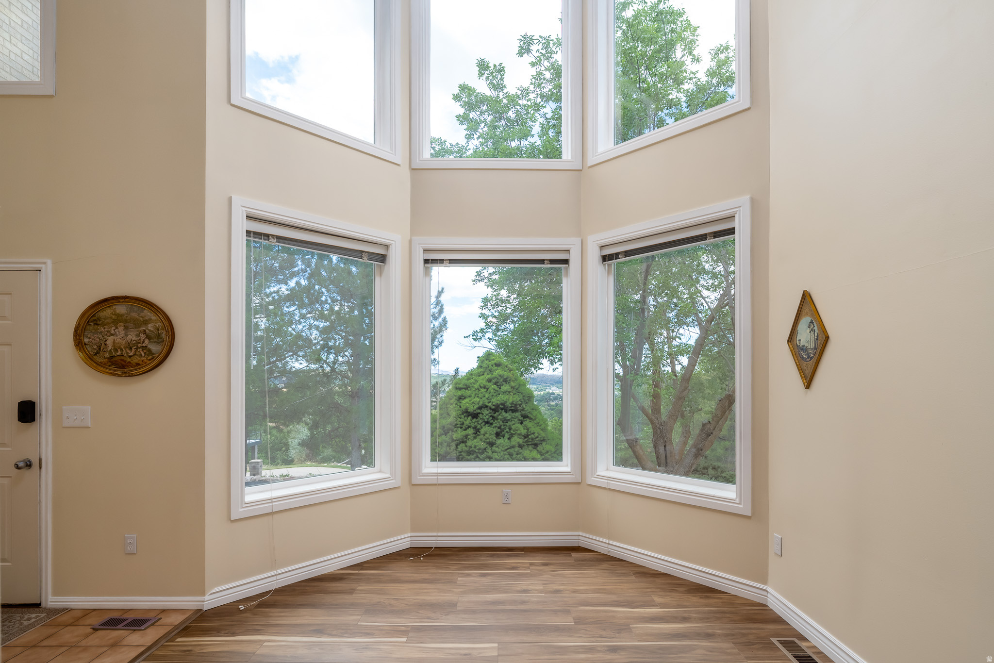 SPRING CREEK ESTATES - Residential