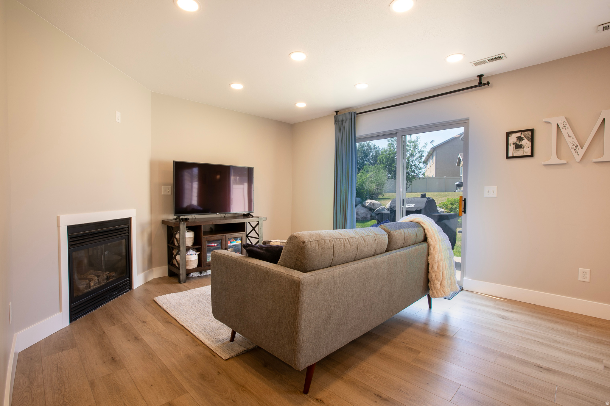 STONEFIELD - Residential