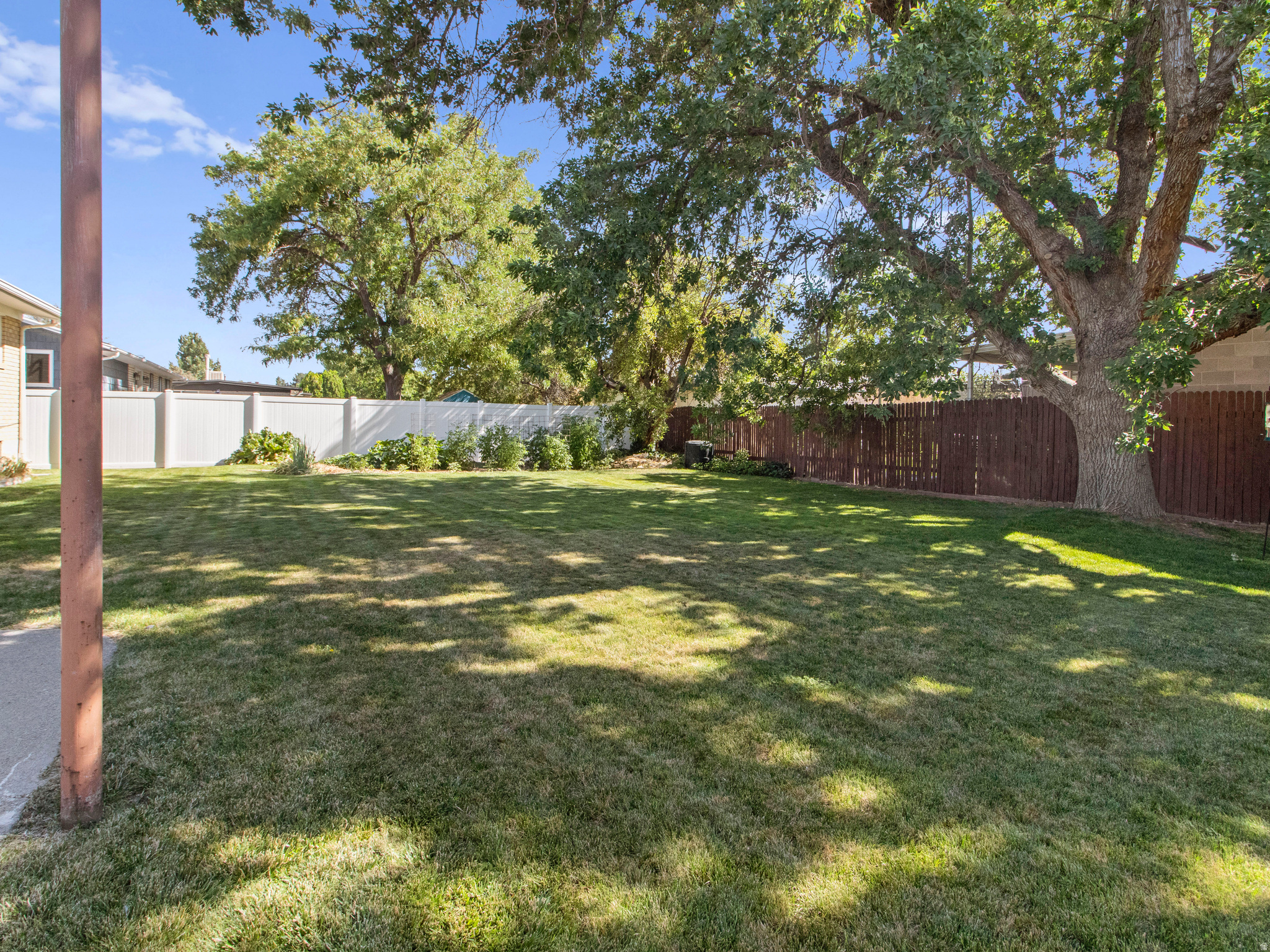 MEADOWBROOK FARMS - Residential